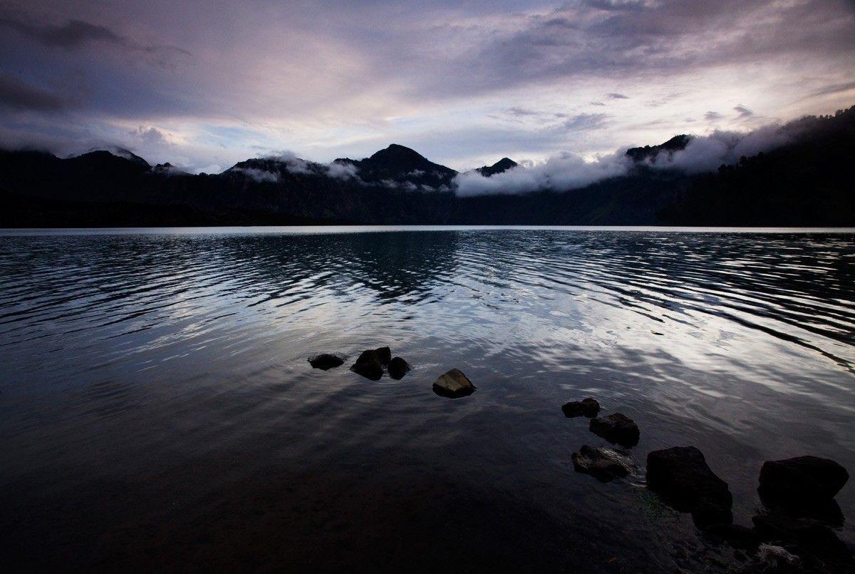 1200x805 Lakes: Rinjani Crater Lake Indonesian Web Rock Sky Sunsets Nature