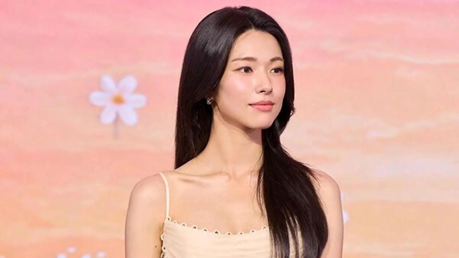 1600x900 Ha Young Resumes Work Amid Family Controversy; Agency Reveals Shoot Update