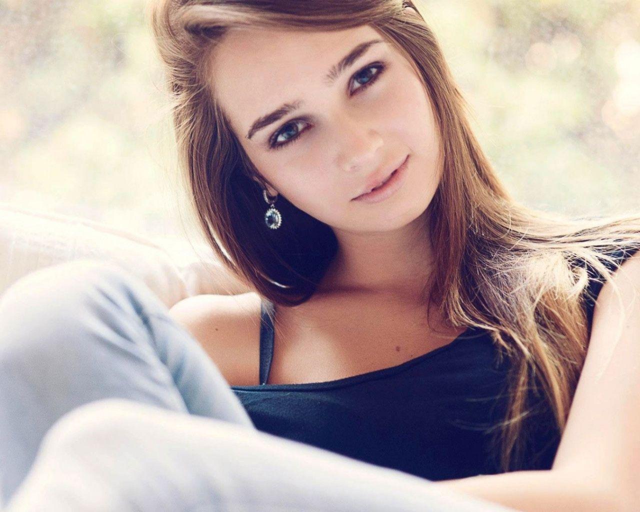 1280x1024 Beautiful Girl Wallpaper HD Download Image HD Downloading Beautiful Wallpaper & Background Download