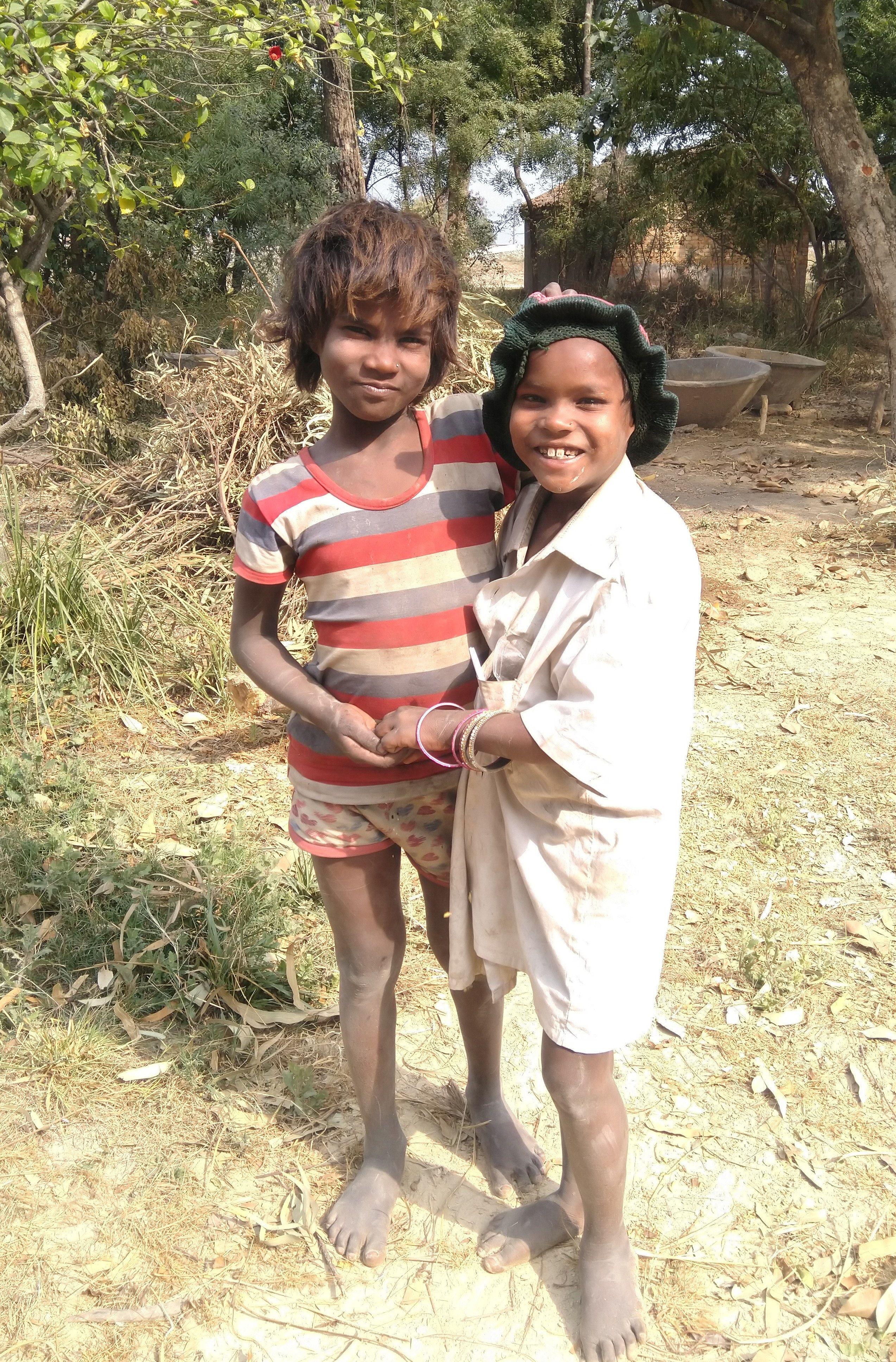 2546x3868 Free of 2 story, lovely, poor children
