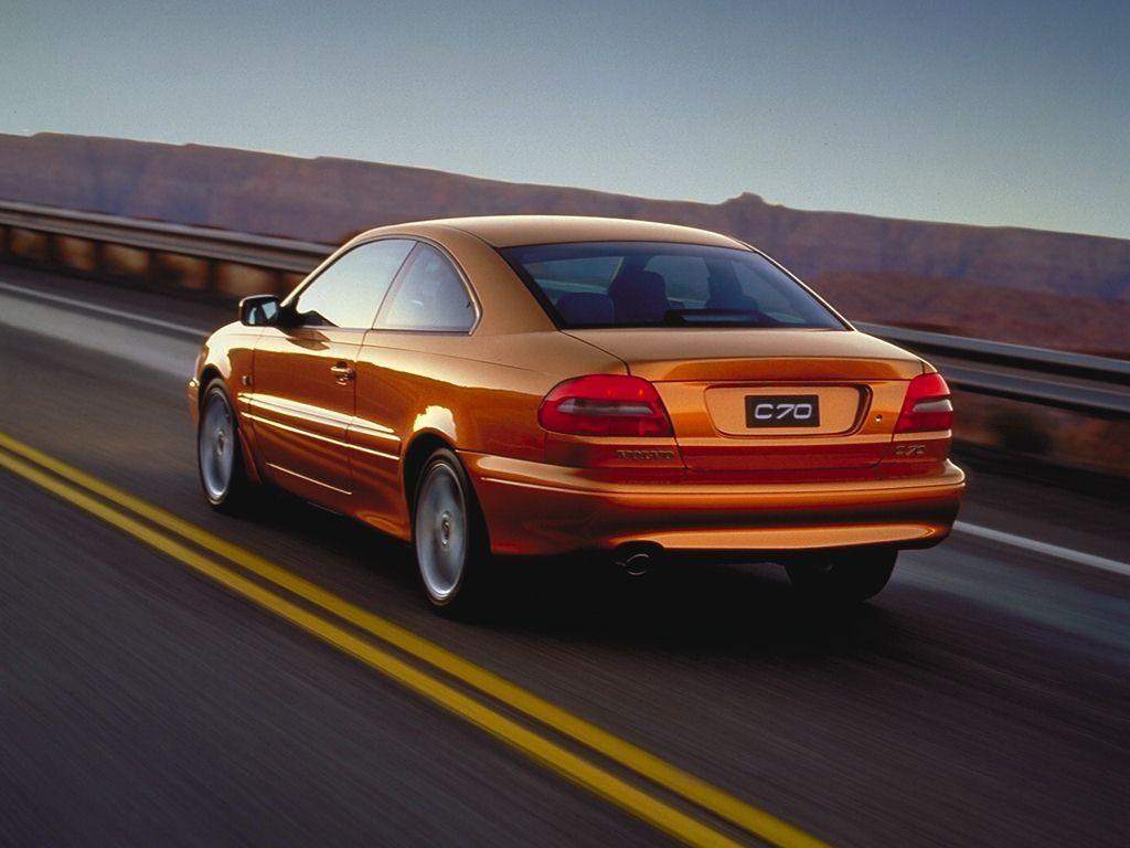 1024x768 Volvo C70 wallpaper. Volvo C70
