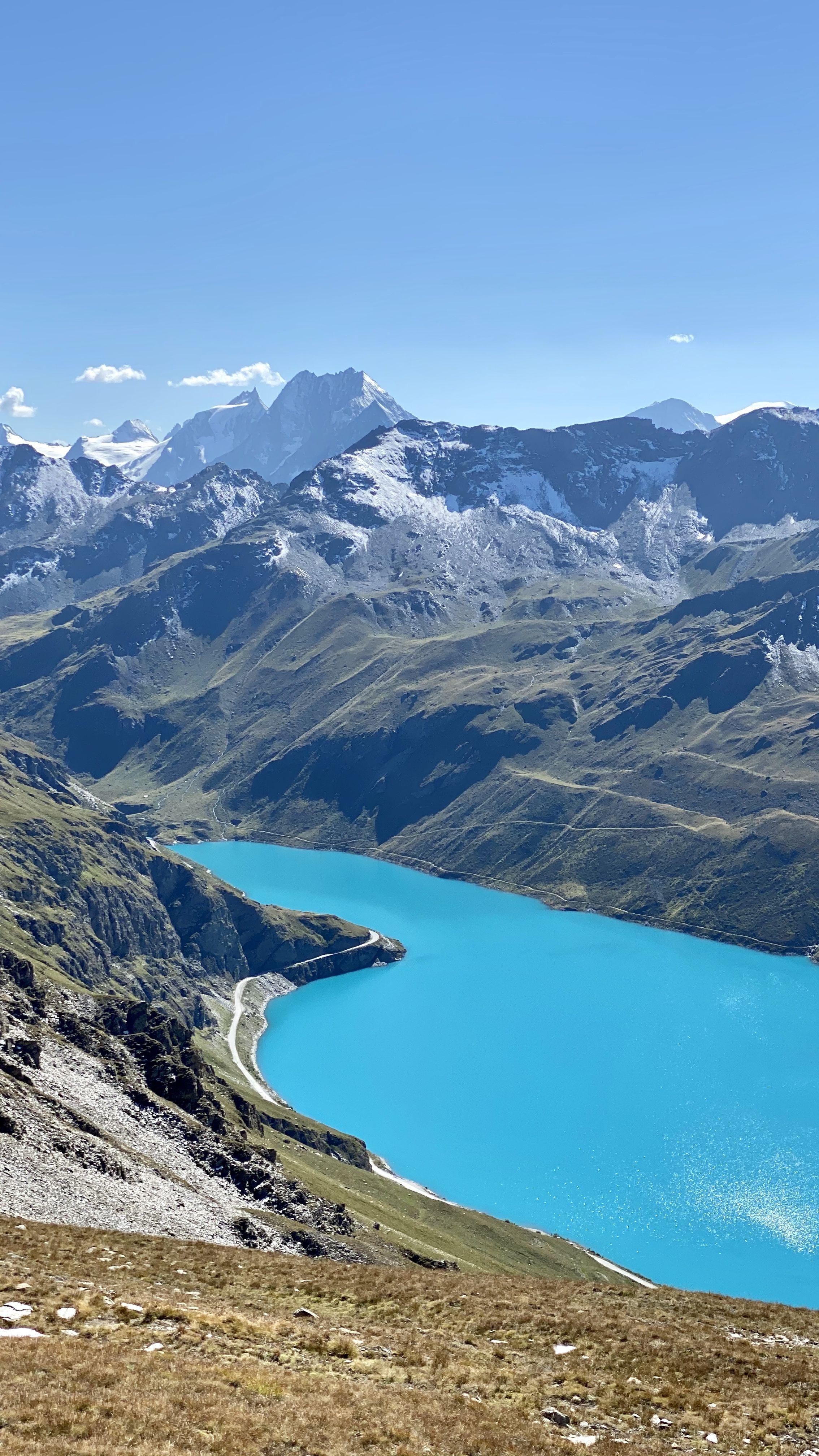 2268x4032 Mountain Wallpaper for iPhone