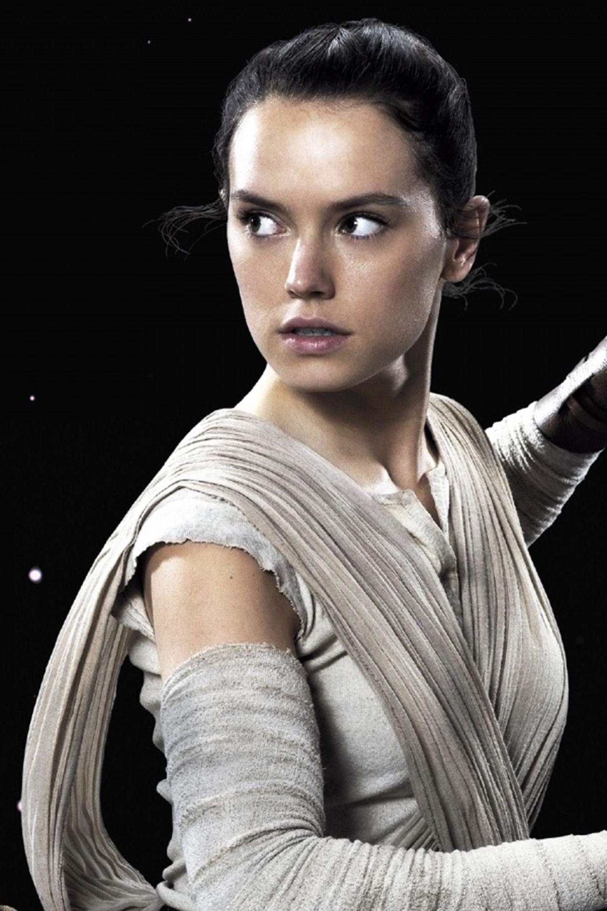 Daisy ridley is sexy
