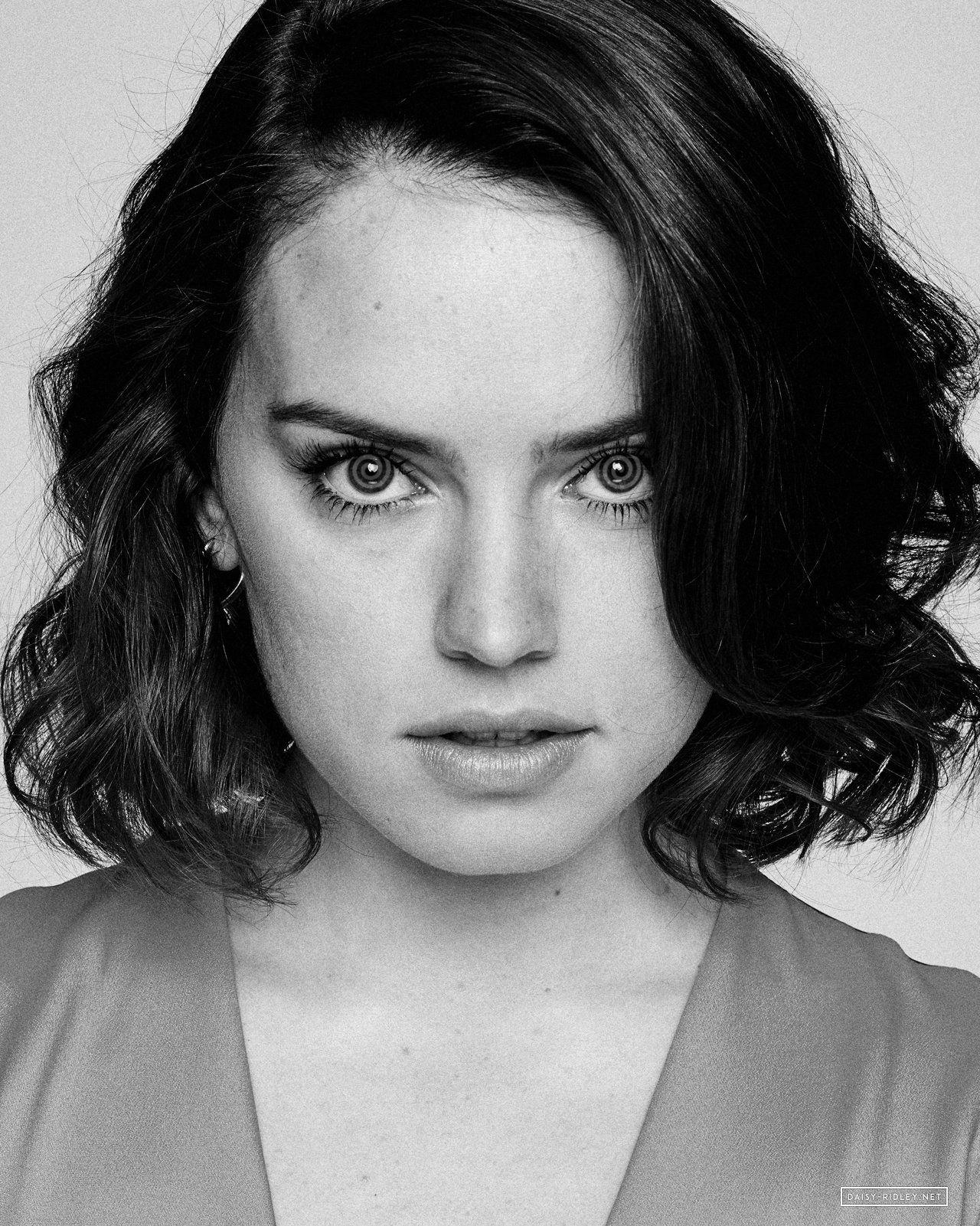 Daisy ridley sexy pictures