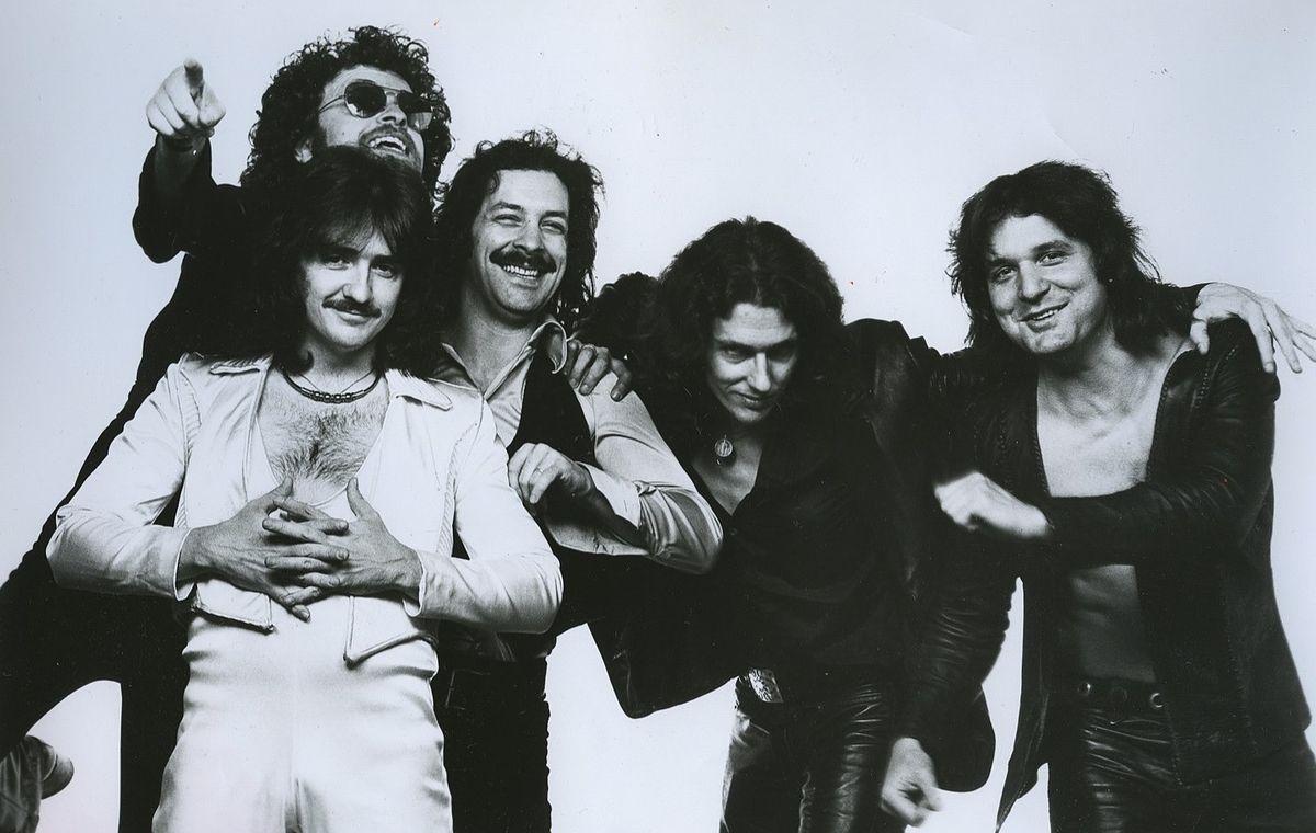 1200x760 List of Blue Öyster Cult members
