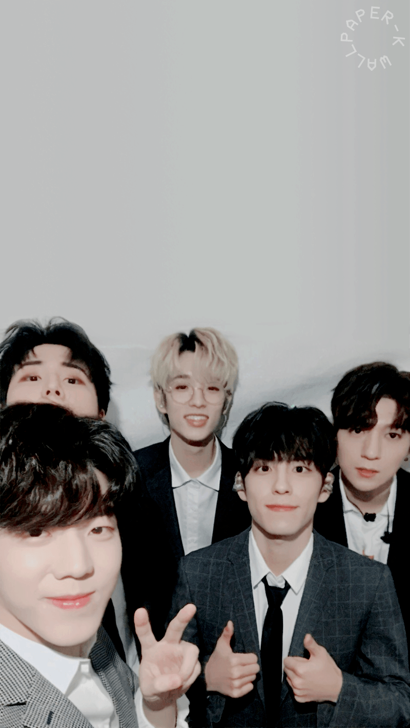 800x1420 DAY6 Wallpaper
