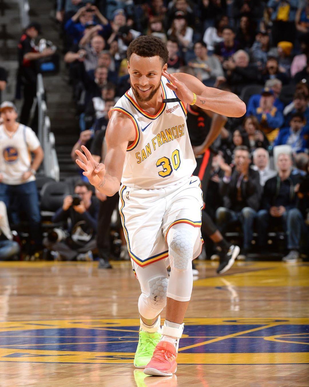 1080x1350 SLAM on Instagram: “Same old Steph ☔️”. Stephen curry, Nba stephen curry, Stephen curry basketball