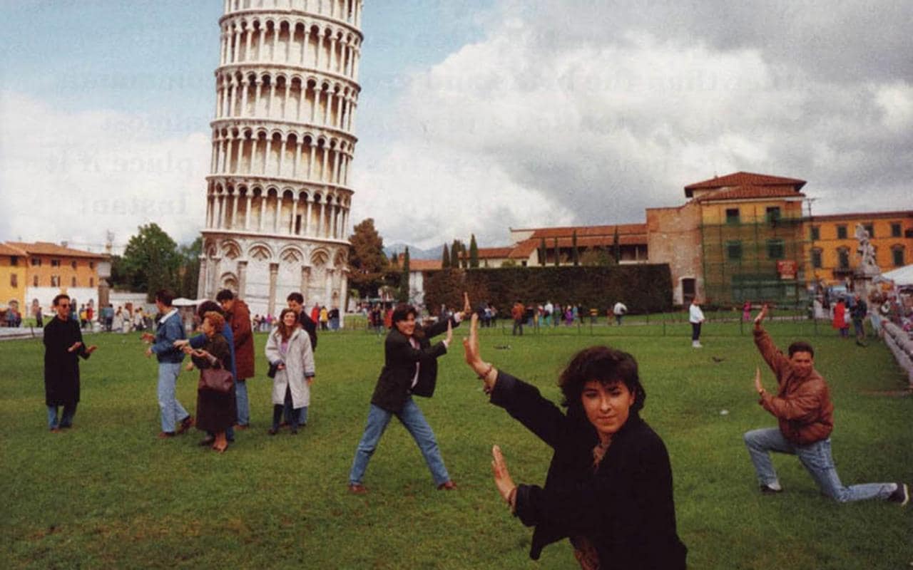 1280x800 Man reveals genius new way to take photo of the Leaning Tower of Pisa