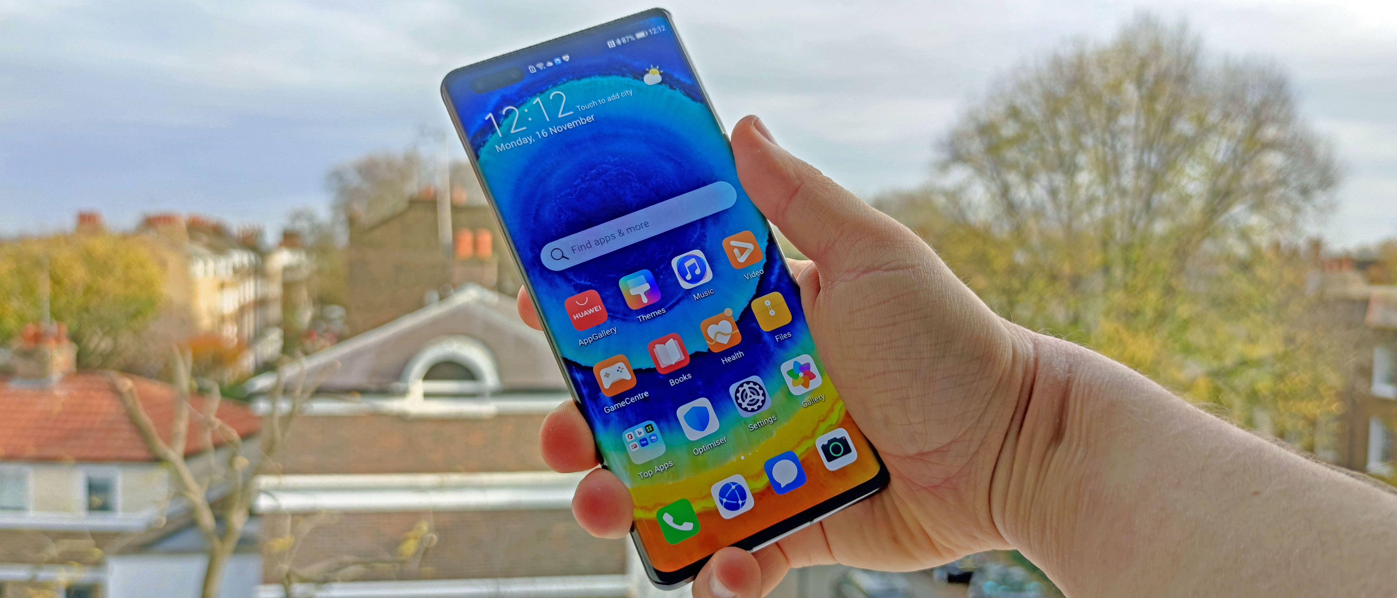 5502x2358 Huawei Mate 40 Pro review