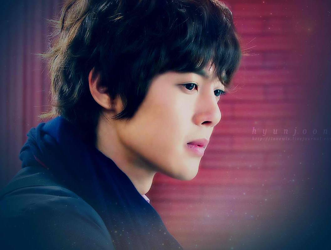 1056x800 Baek Seung Jo wallpaper