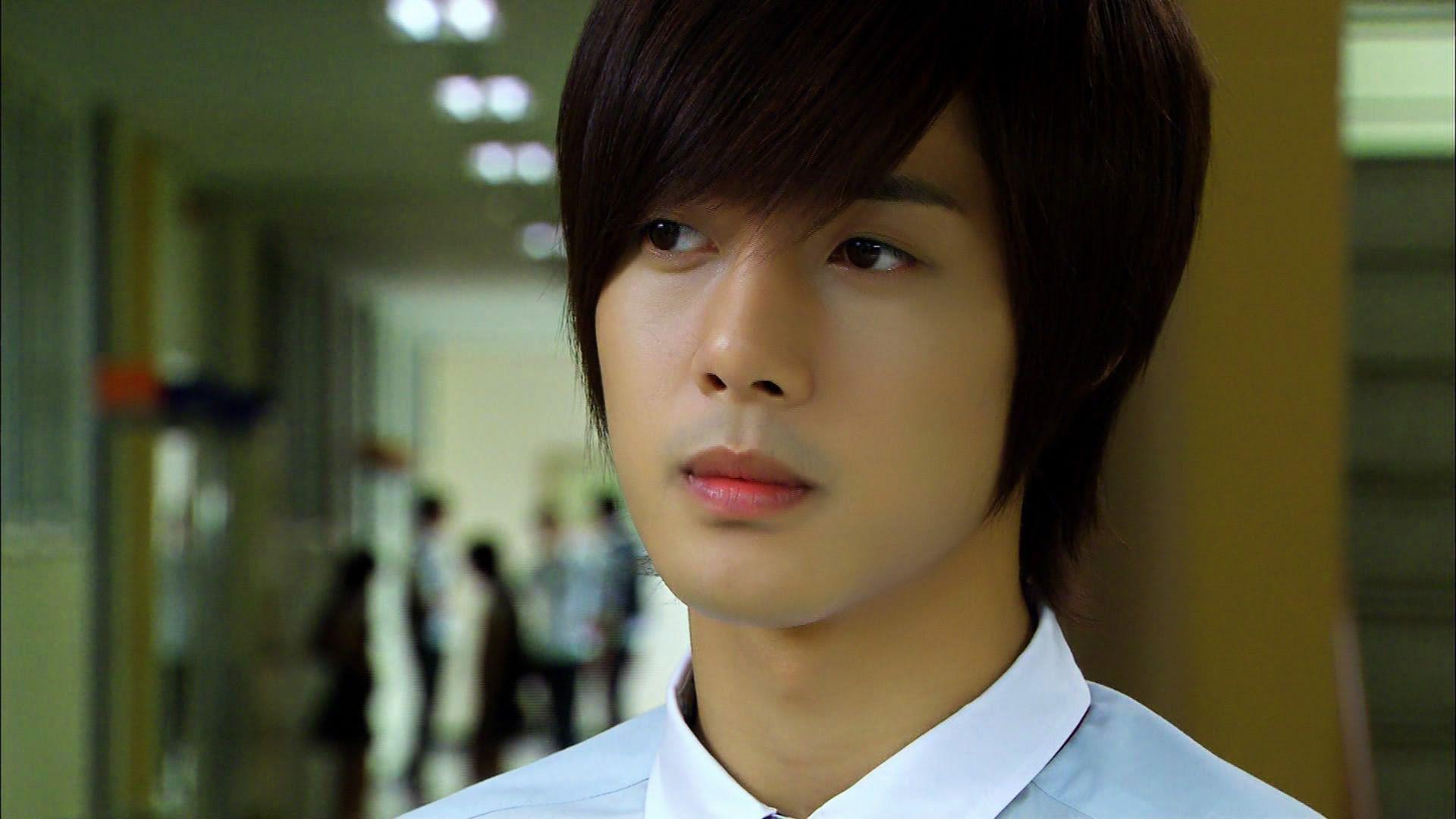 1920x1080 Kim Hyun Joong. Playful kiss, Gu family book, Lee min ho