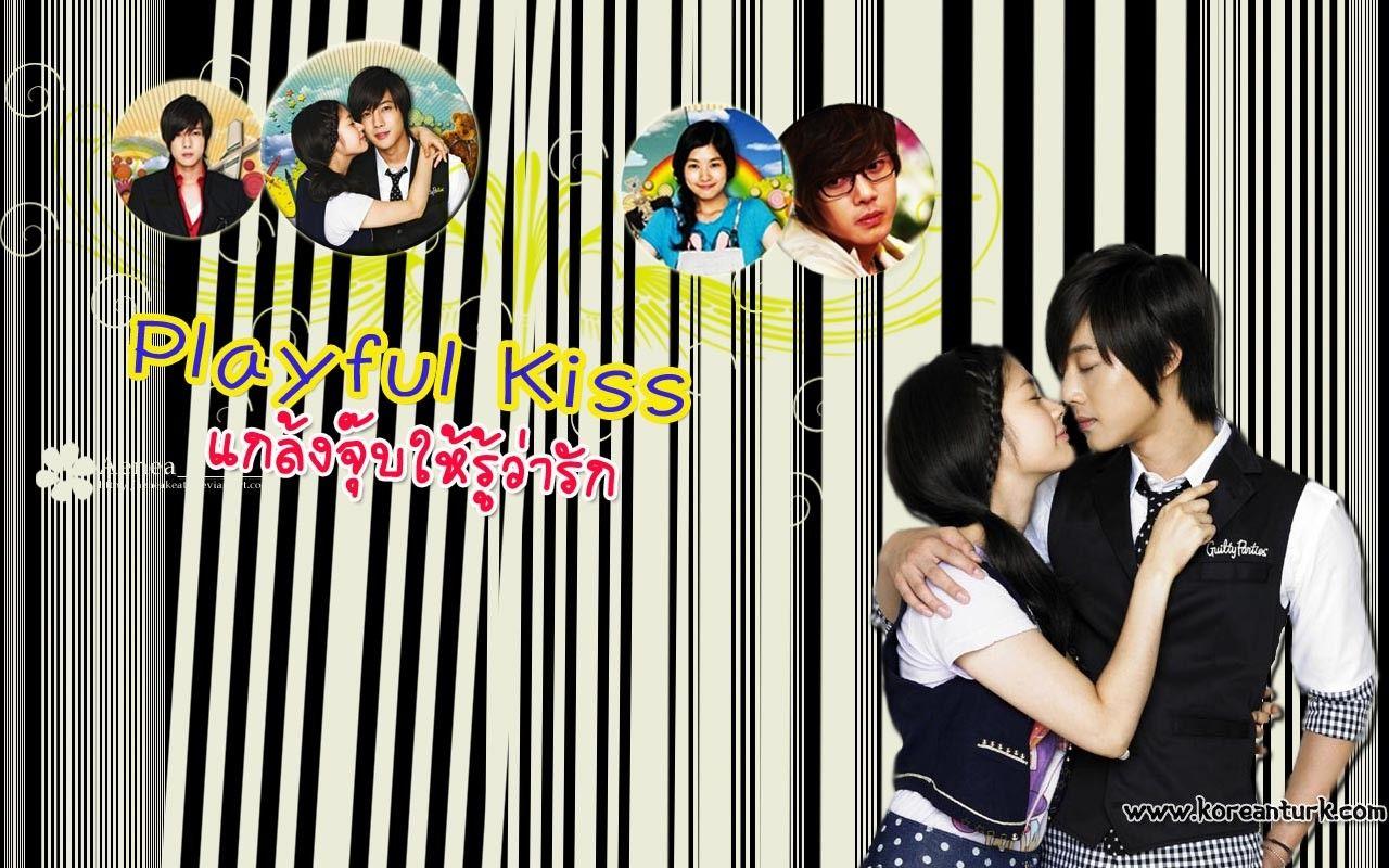 1280x800 playful kiss Kiss Wallpaper