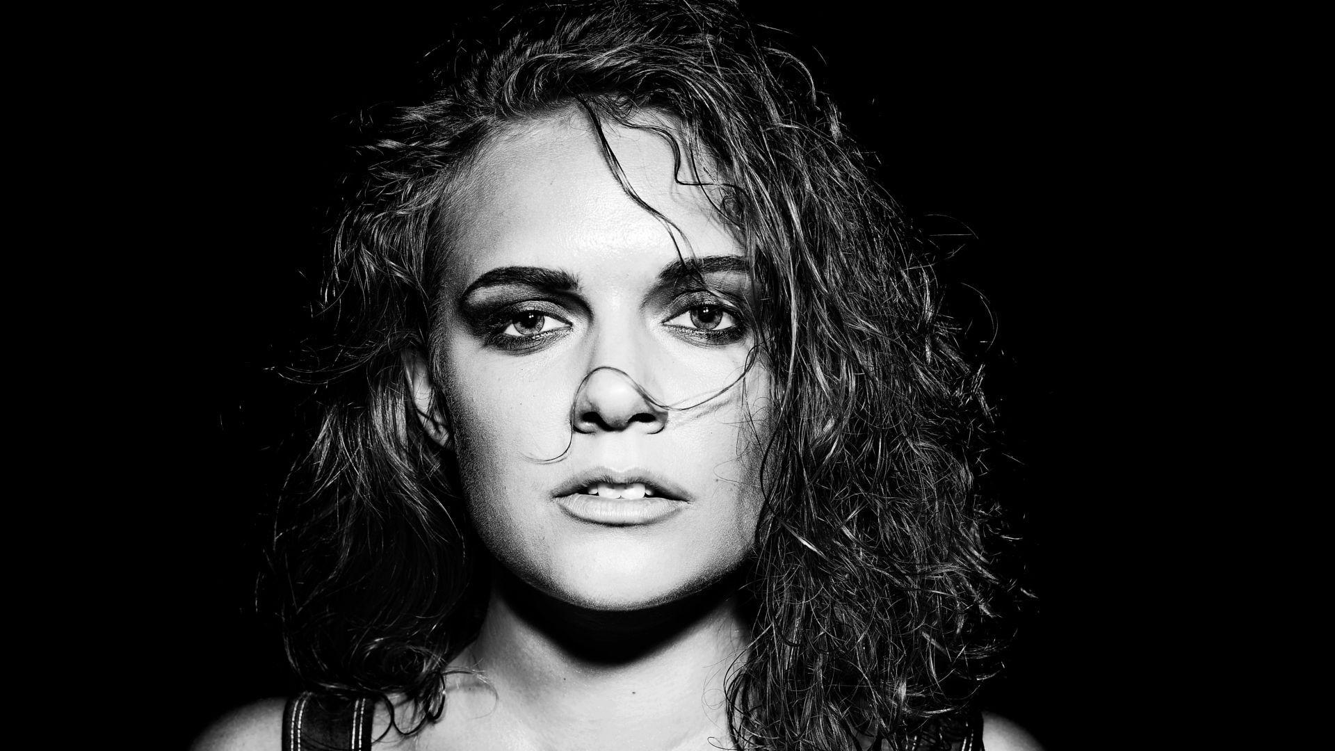 Tove Lo Wallpapers - Top Free Tove Lo Backgrounds - WallpaperAccess