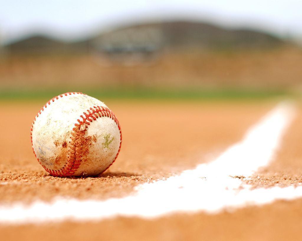 1024x819 Free Baseball Wallpaper