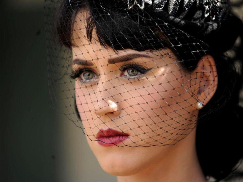 1024x768 Katy Perry - “Dark Horse”. LISTEN. Chocolate Grinder. Tiny Mix Tapes