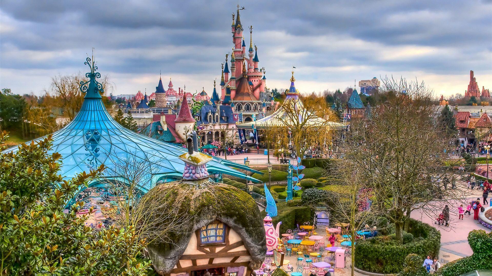 1920x1080 Disneyland Park Wallpaper