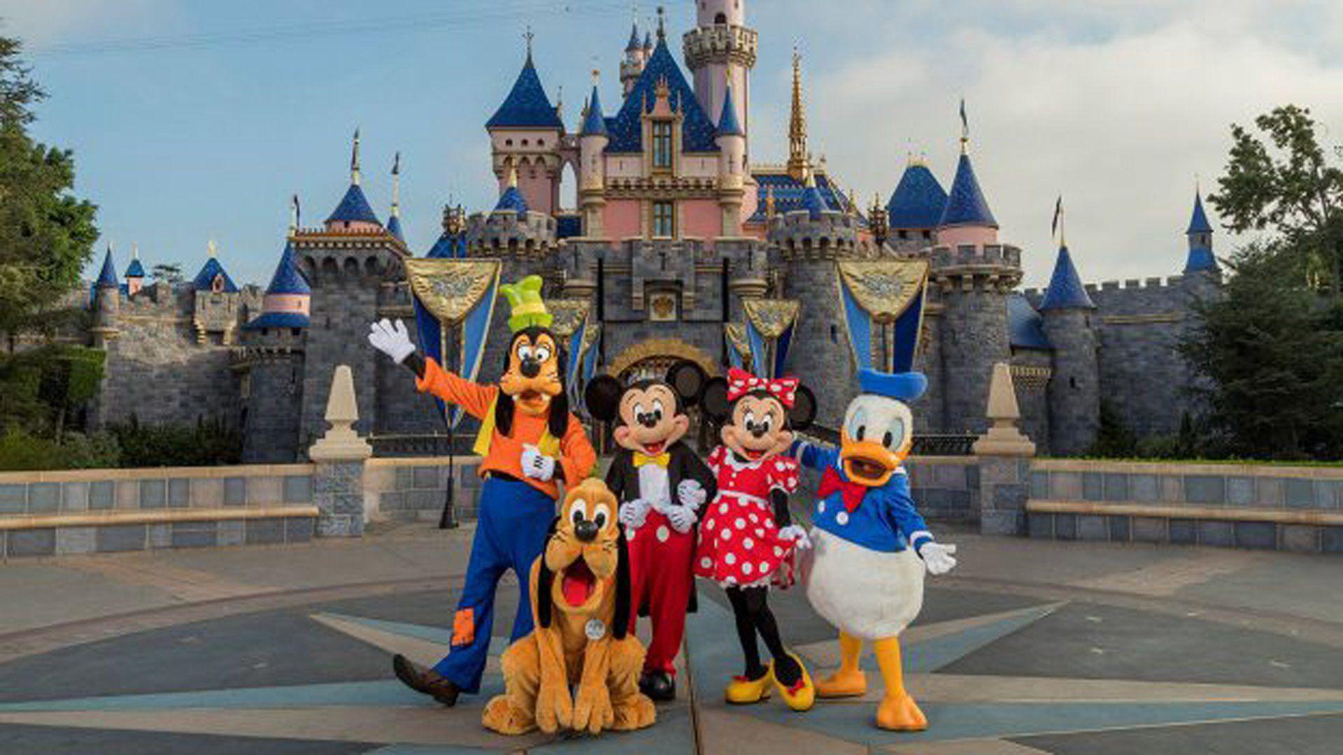 1920x1080 Online petition calls for Disneyland to reopen later than planned July 17 date, citing coronavirus concerns