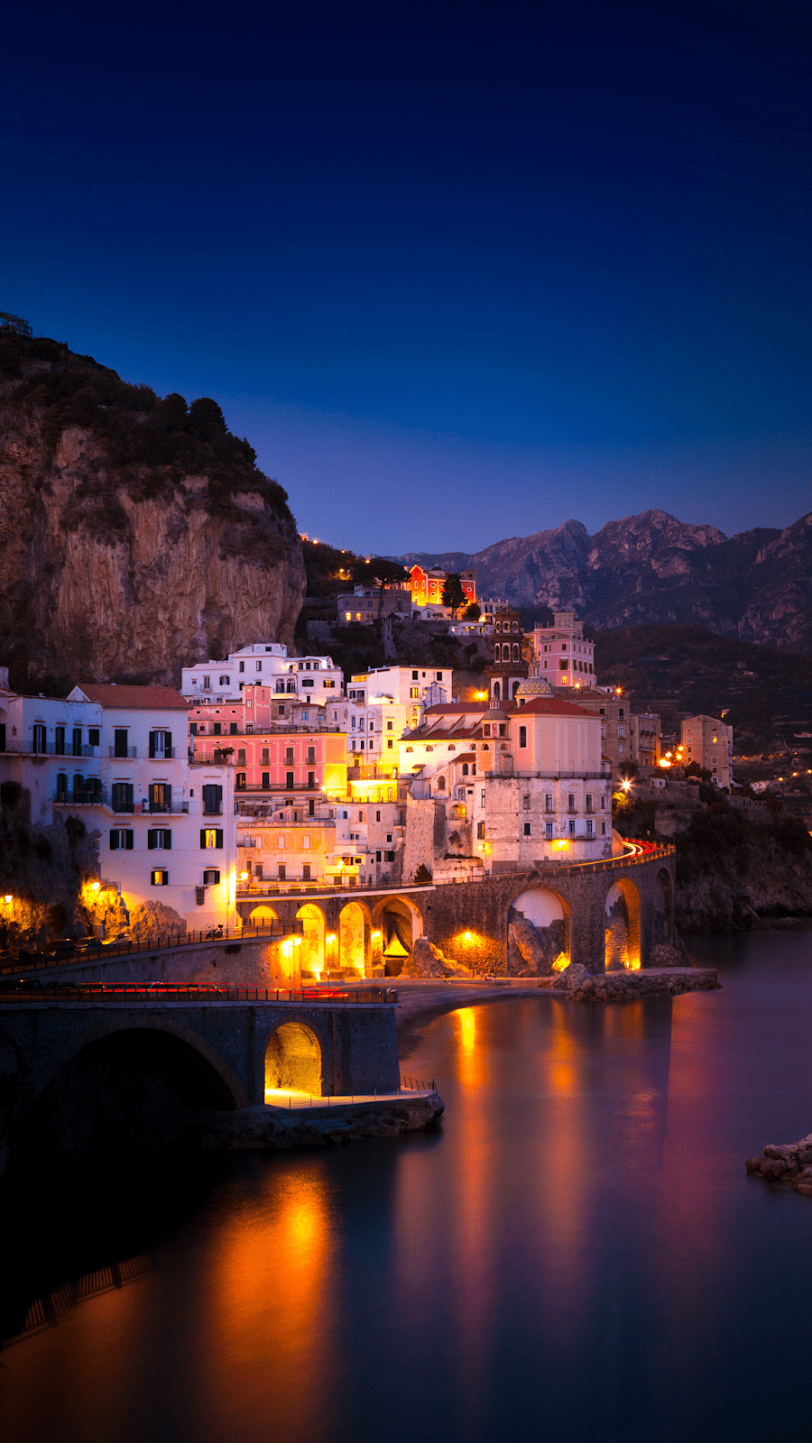 900x1600 Amalfi Wallpaper