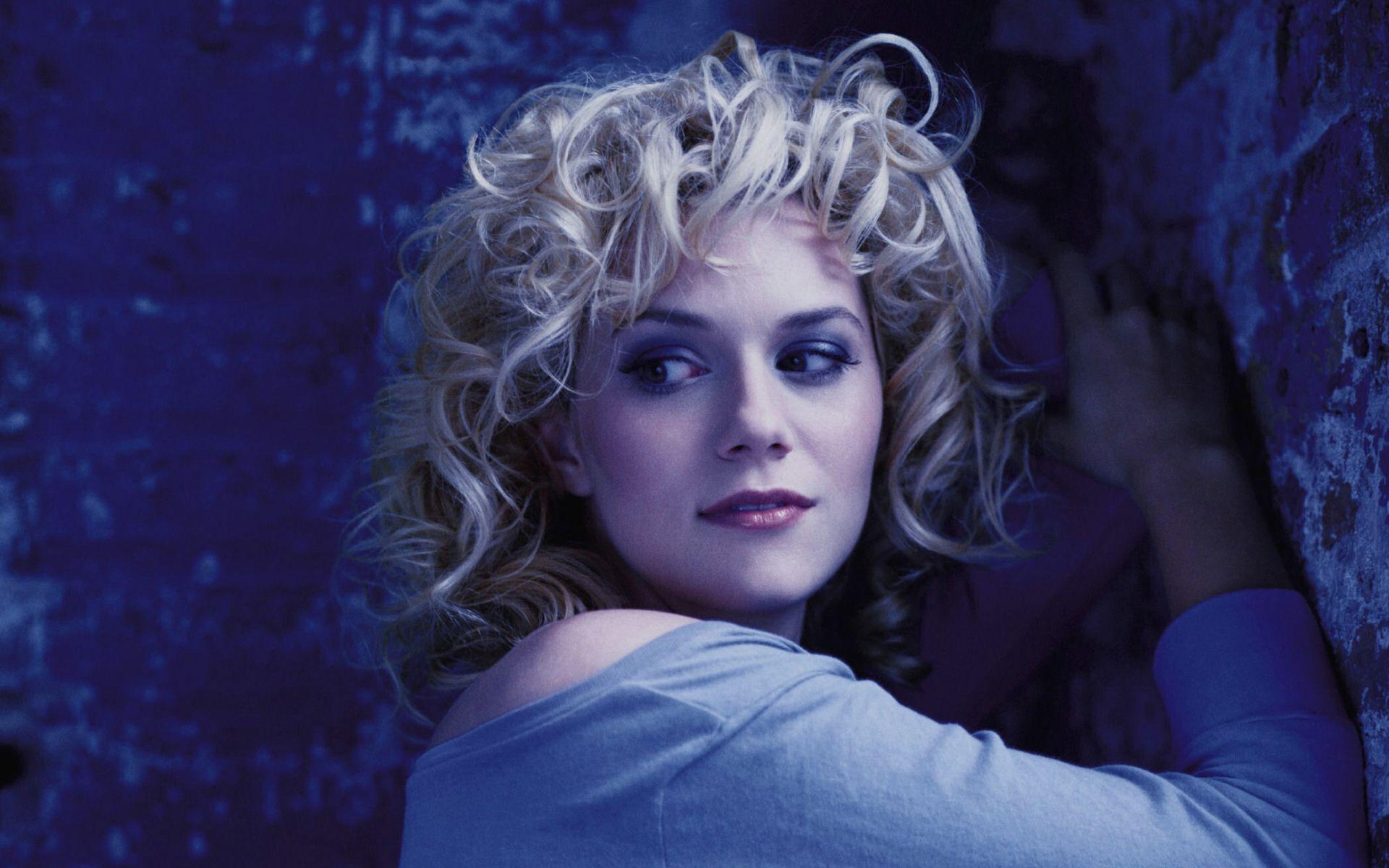 Hilarie Burton Wallpapers Top Free Hilarie