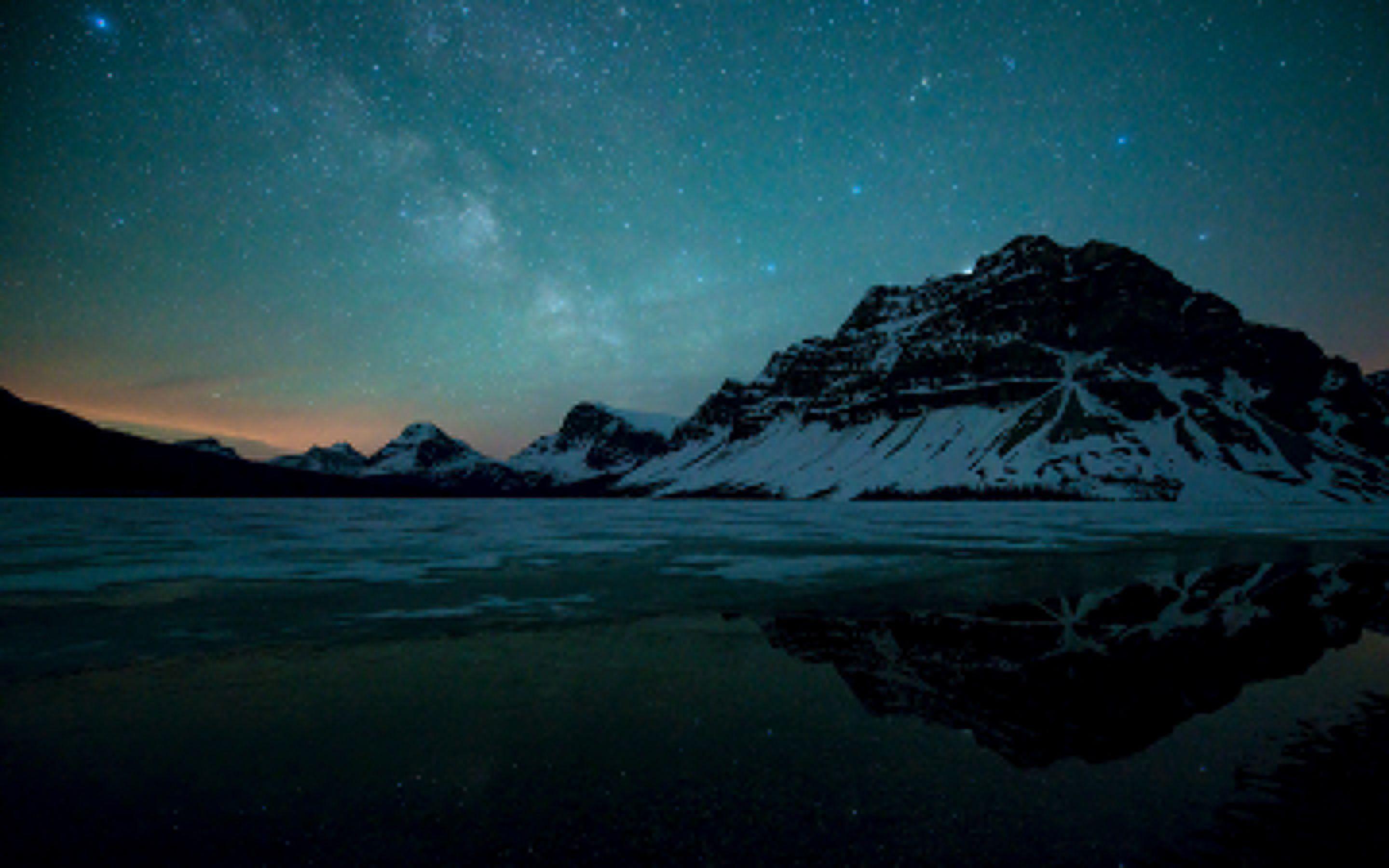 2880x1800 Milky Way Lake Wallpaper