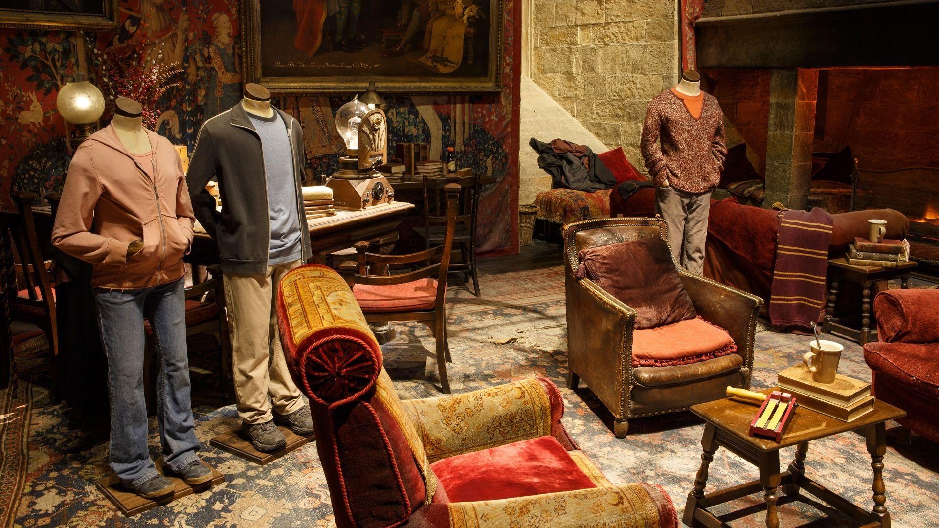 1920x1080 Bring the Studio Tour to Your Home