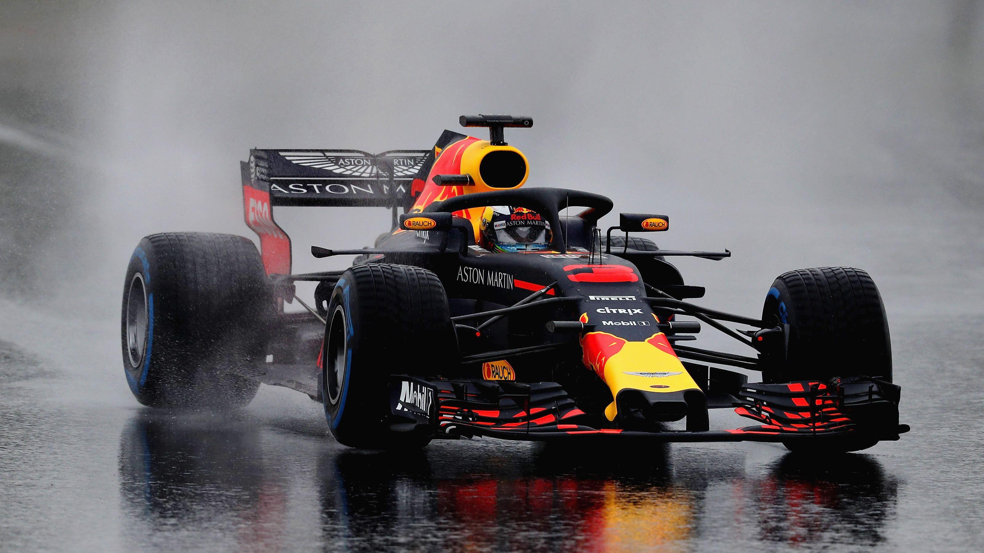 3200x1800 F1 2018: Aston Martin Red Bull Racing RB14 (Racing Livery)