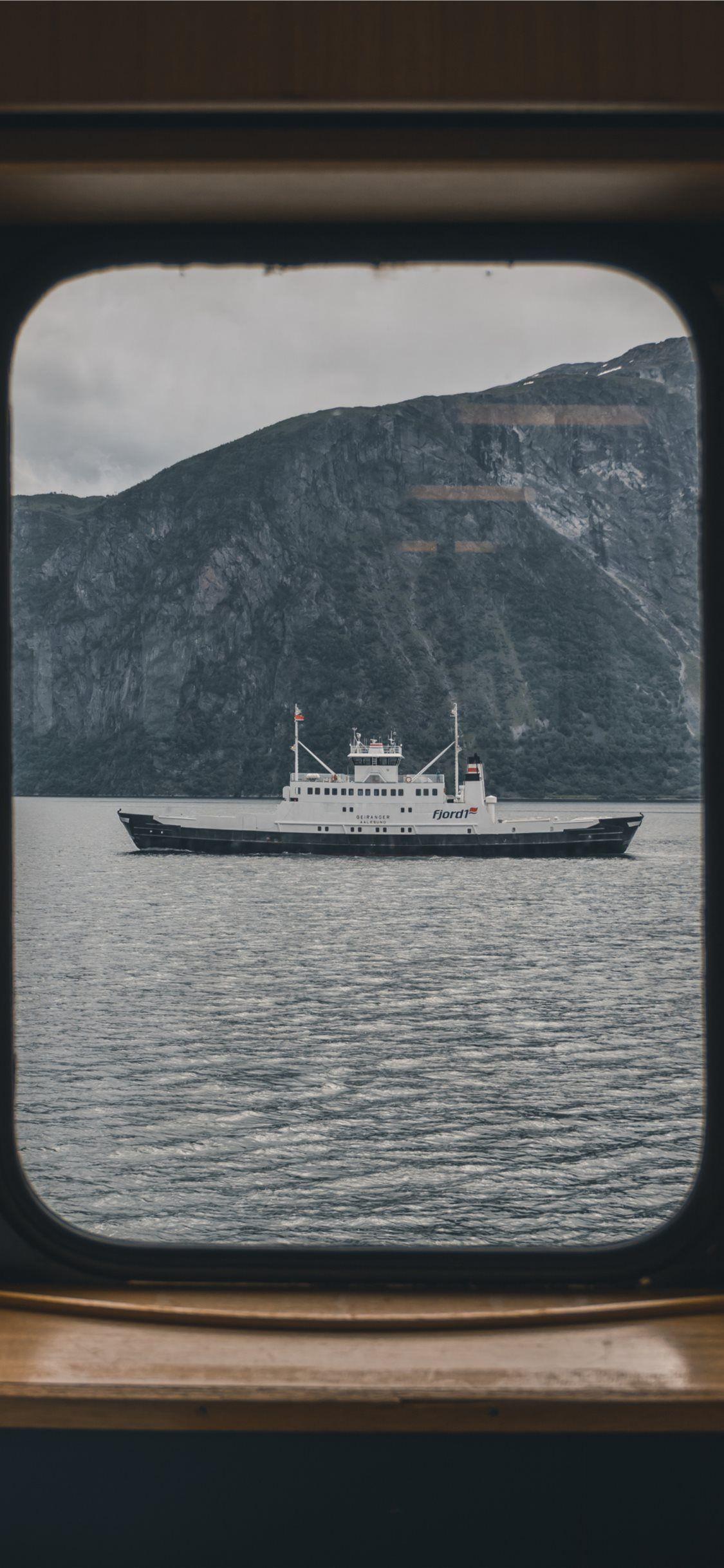 1125x2436 white and black ship iPhone X Wallpaper Free Download