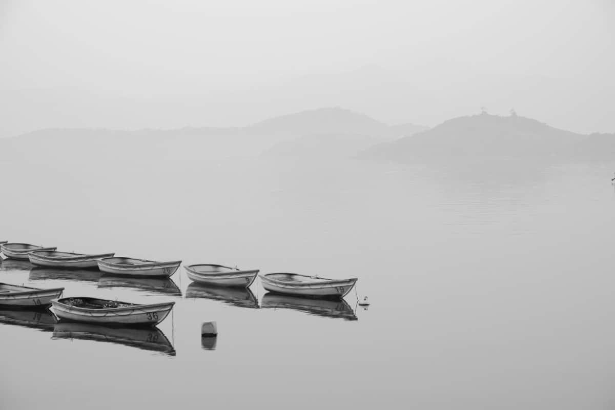 1200x800 Modern Black and White Wallpaper for Dramatic Designs. Black and white picture, White photography, Black and white photography