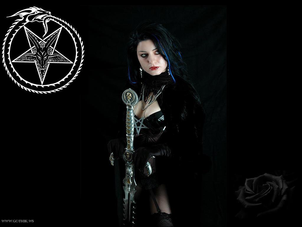 1024x768 Free download Panten de Juda Wallpaper Imagenes Gothic Girls Gticas IV [1024x768] for your Desktop, Mobile & Tablet. Explore Gothic Woman Wallpaper. Beautiful Gothic Wallpaper, Gothic Wallpaper Evil Gothic