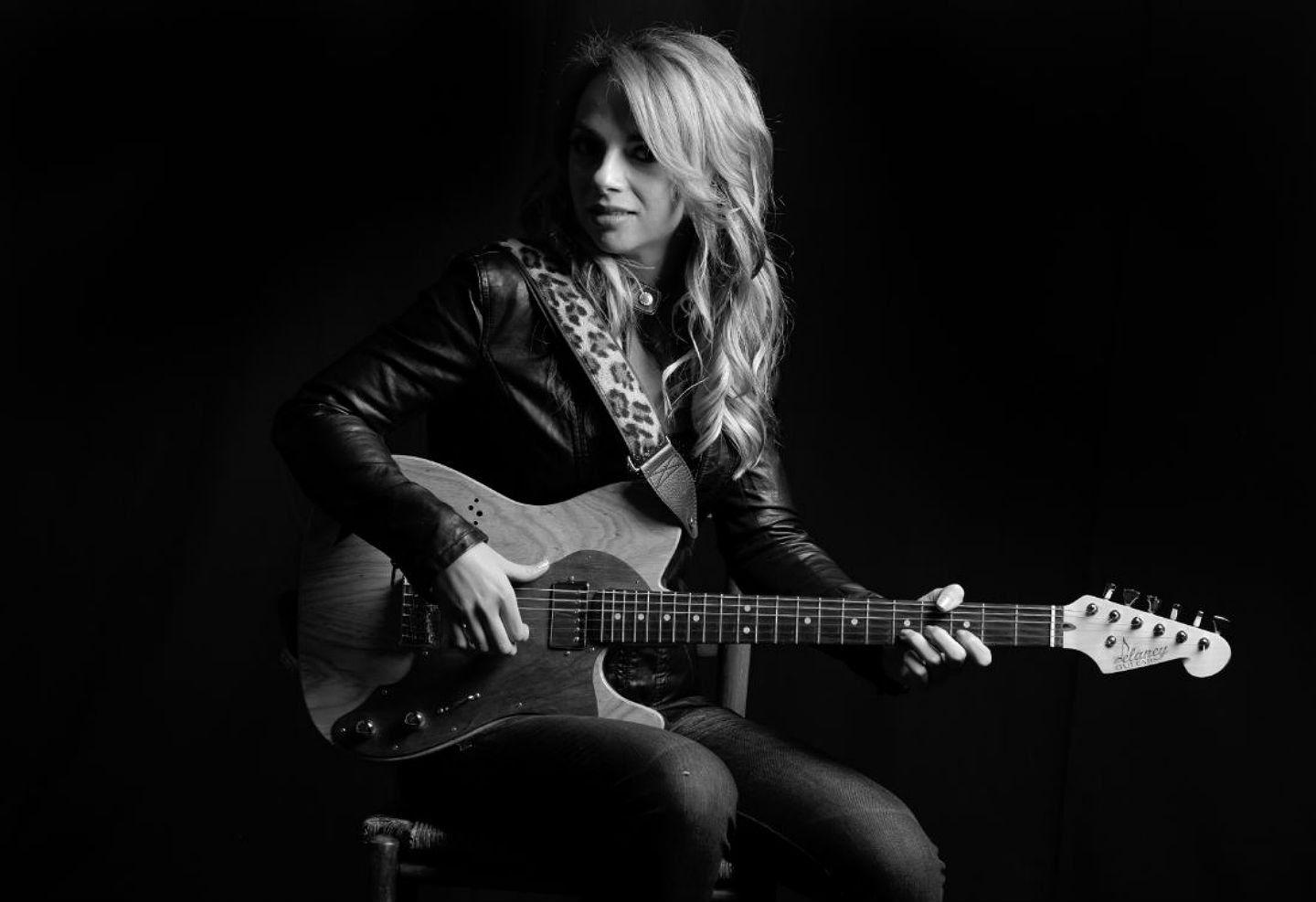 1440x987 FEMALE GUITAR girl girls women woman hard rock heavy metal wallpaperx987