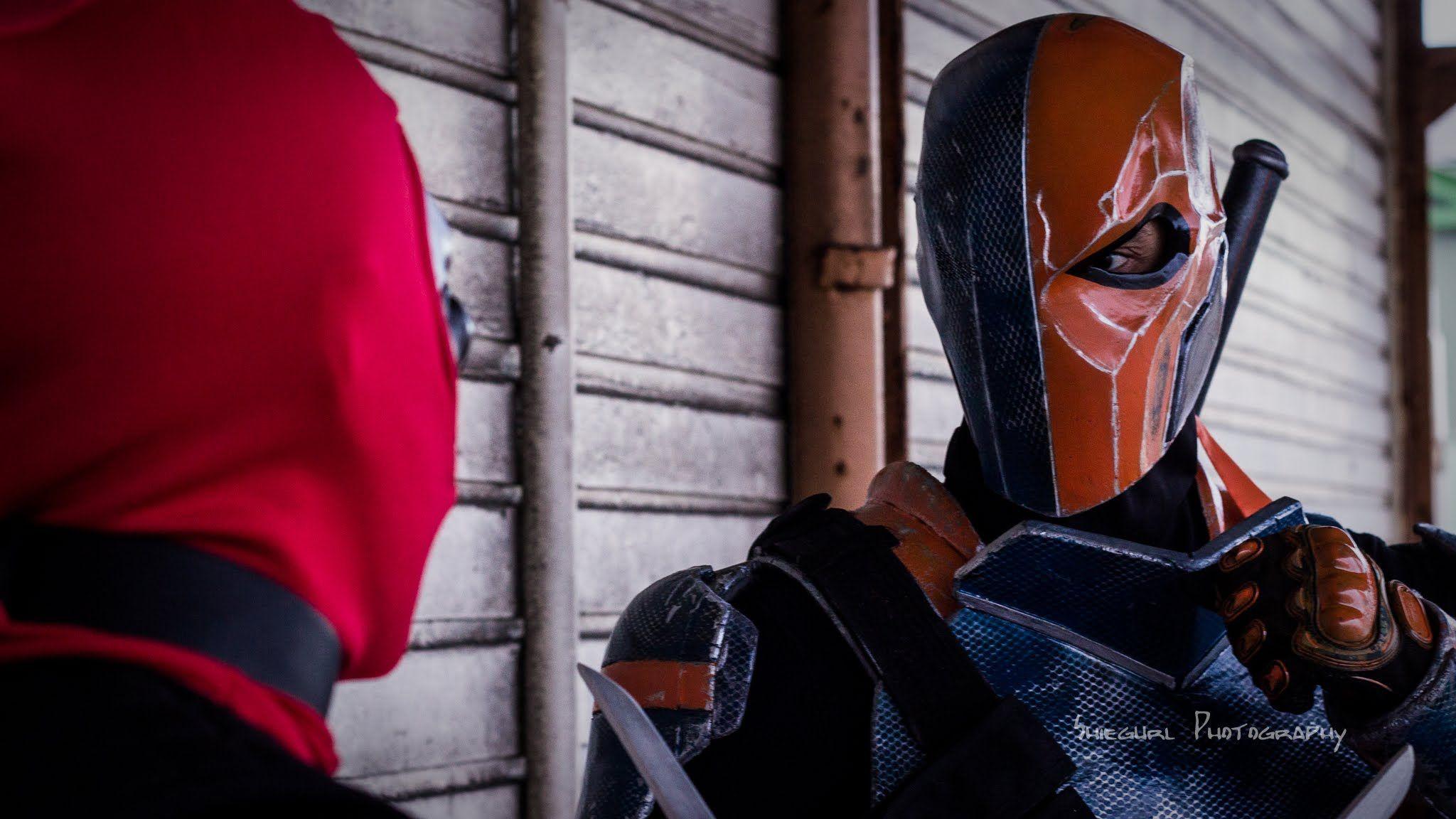 2048x1152 Cosplay Photohoot: Deathstroke vs Deadpool