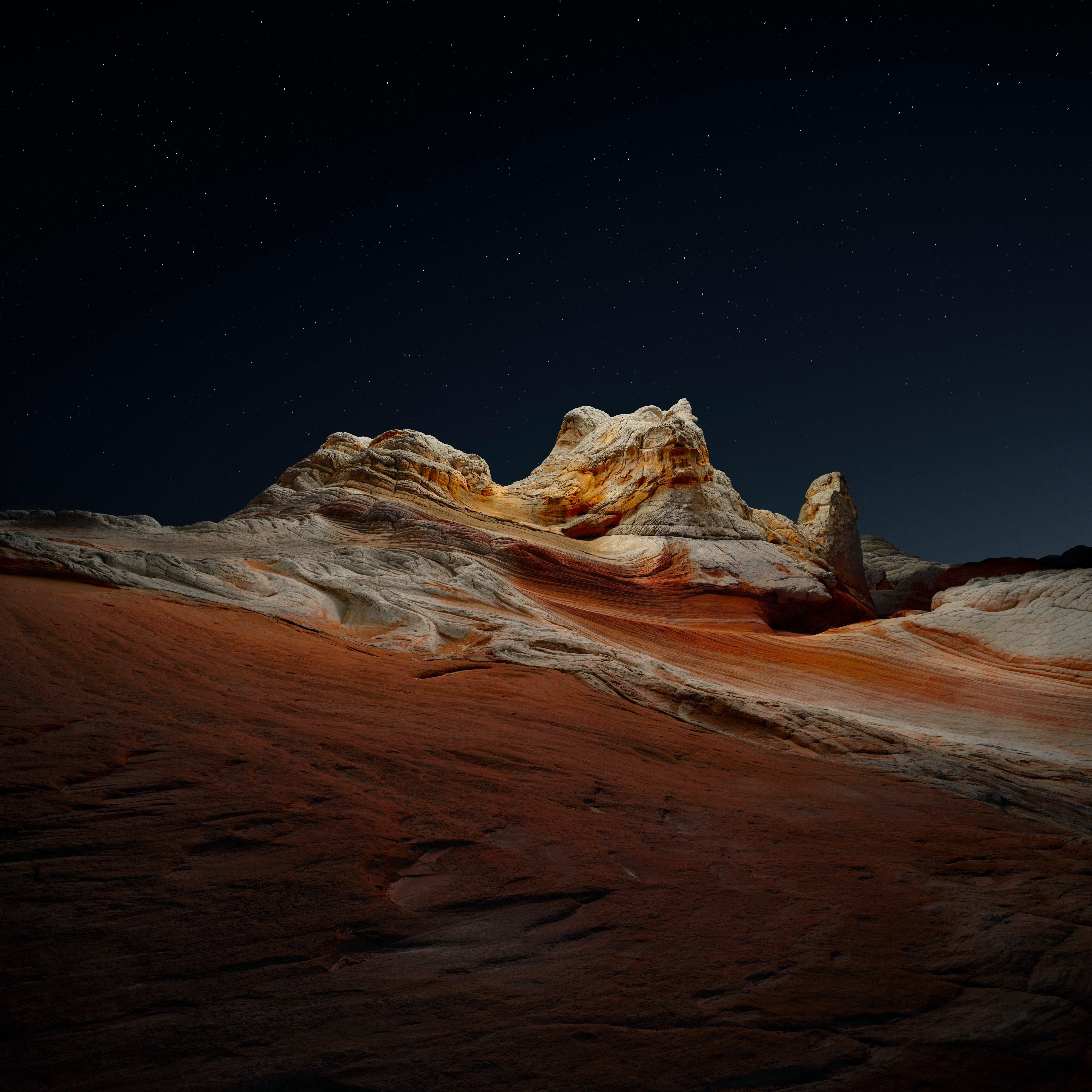 6016x6016 macOS Big Sur 11.0.1 includes even more new wallpaper, download them here