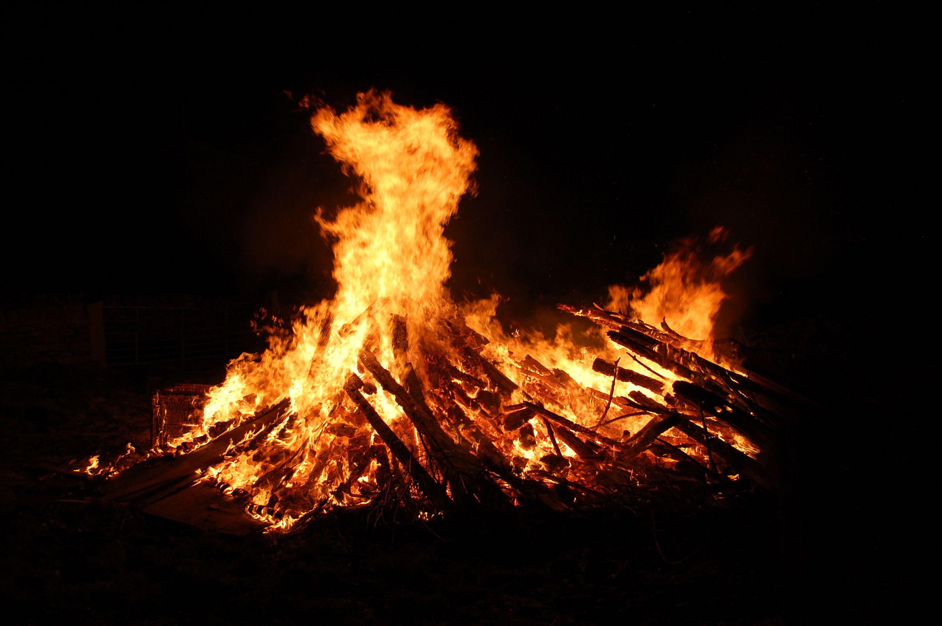 3008x2000 Free download Bonfire Wallpaper High Quality Download [3008x2000] for your Desktop, Mobile & Tablet. Explore Bonfire Wallpaper. Bonfire Wallpaper, Dark Souls Bonfire Wallpaper