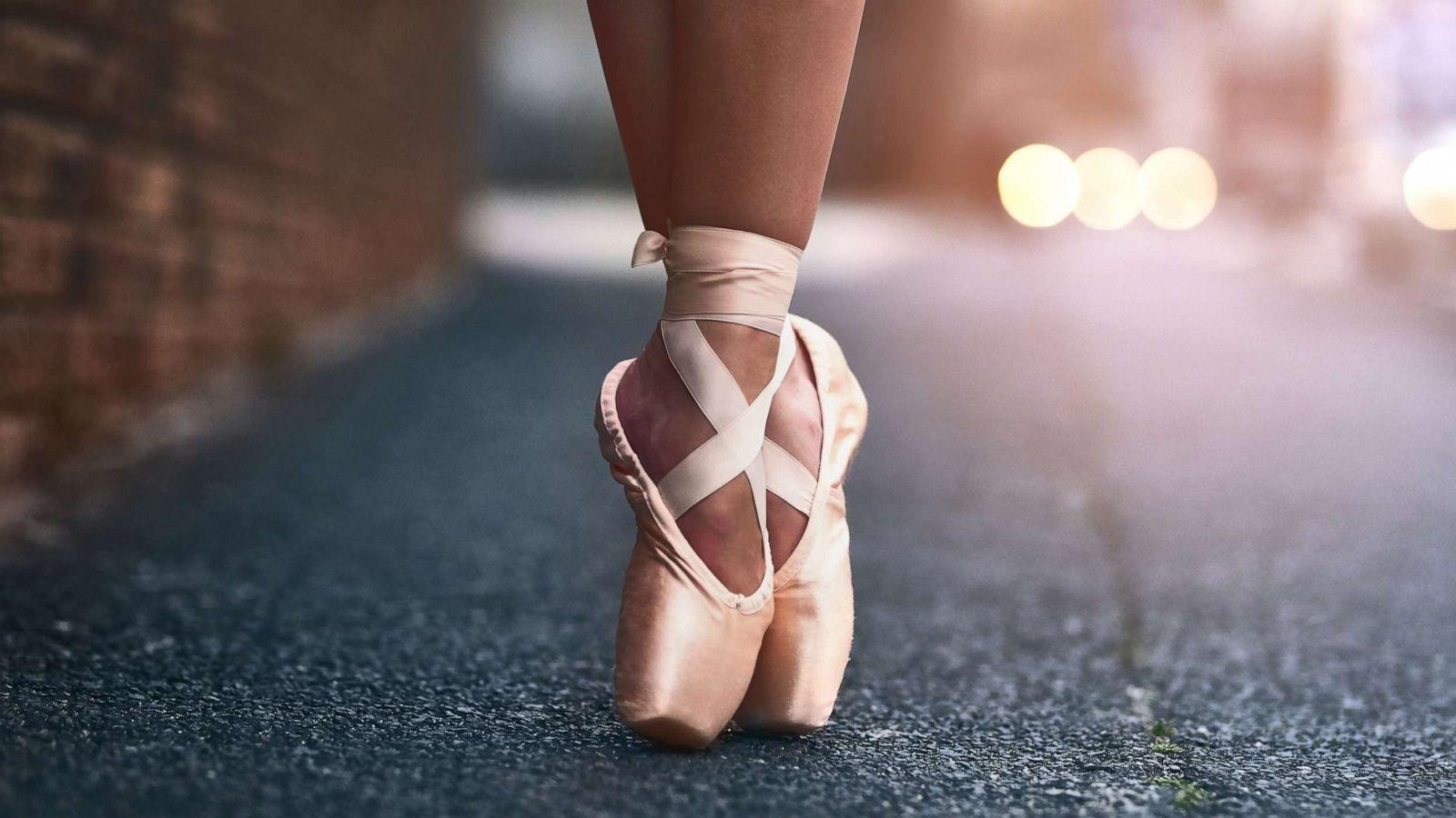 Ballet Pointe Shoes Wallpapers - Top Free Ballet Pointe Shoes ...
