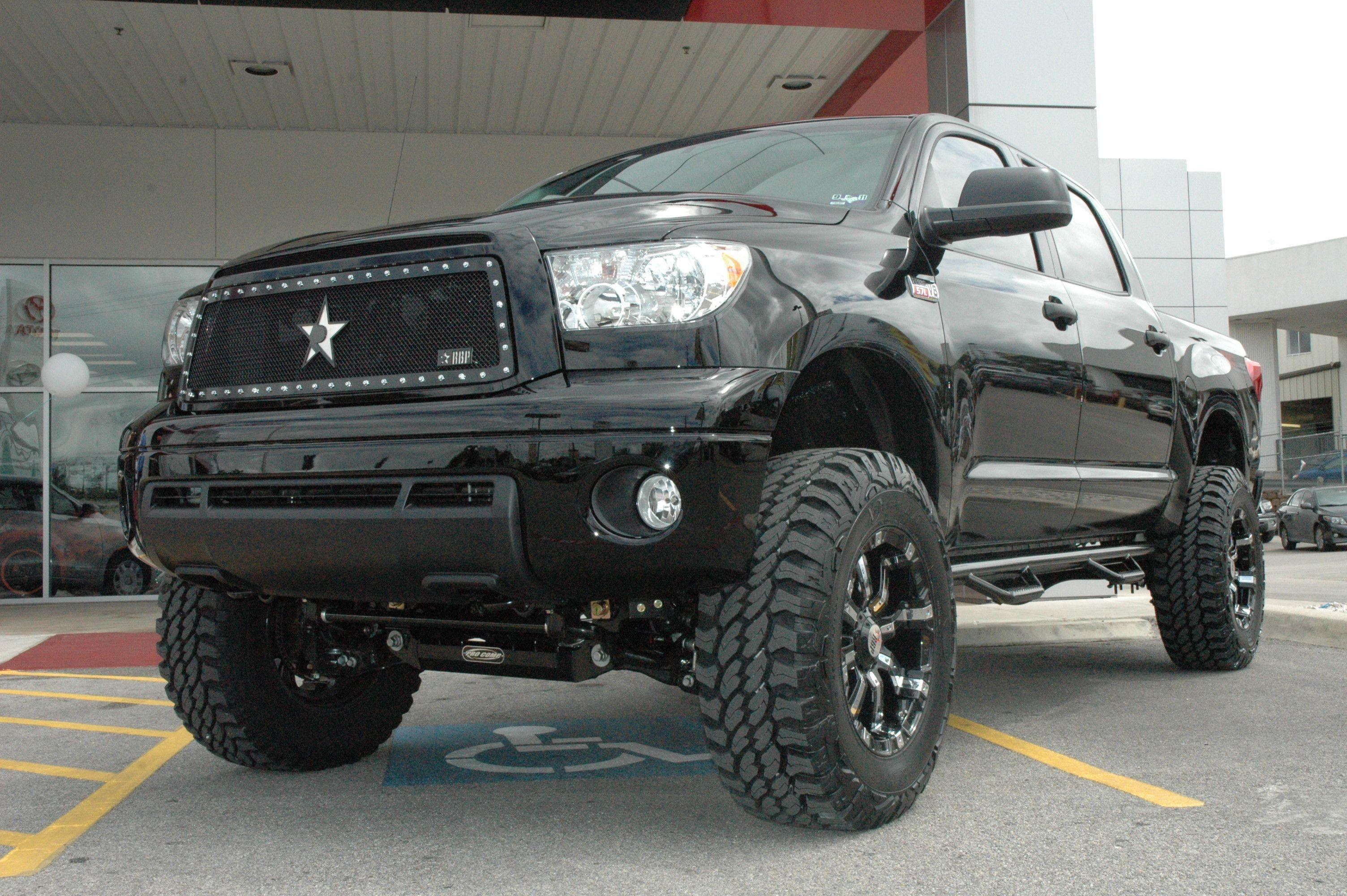 3008x2000 Toyota Tundra Wallpaper