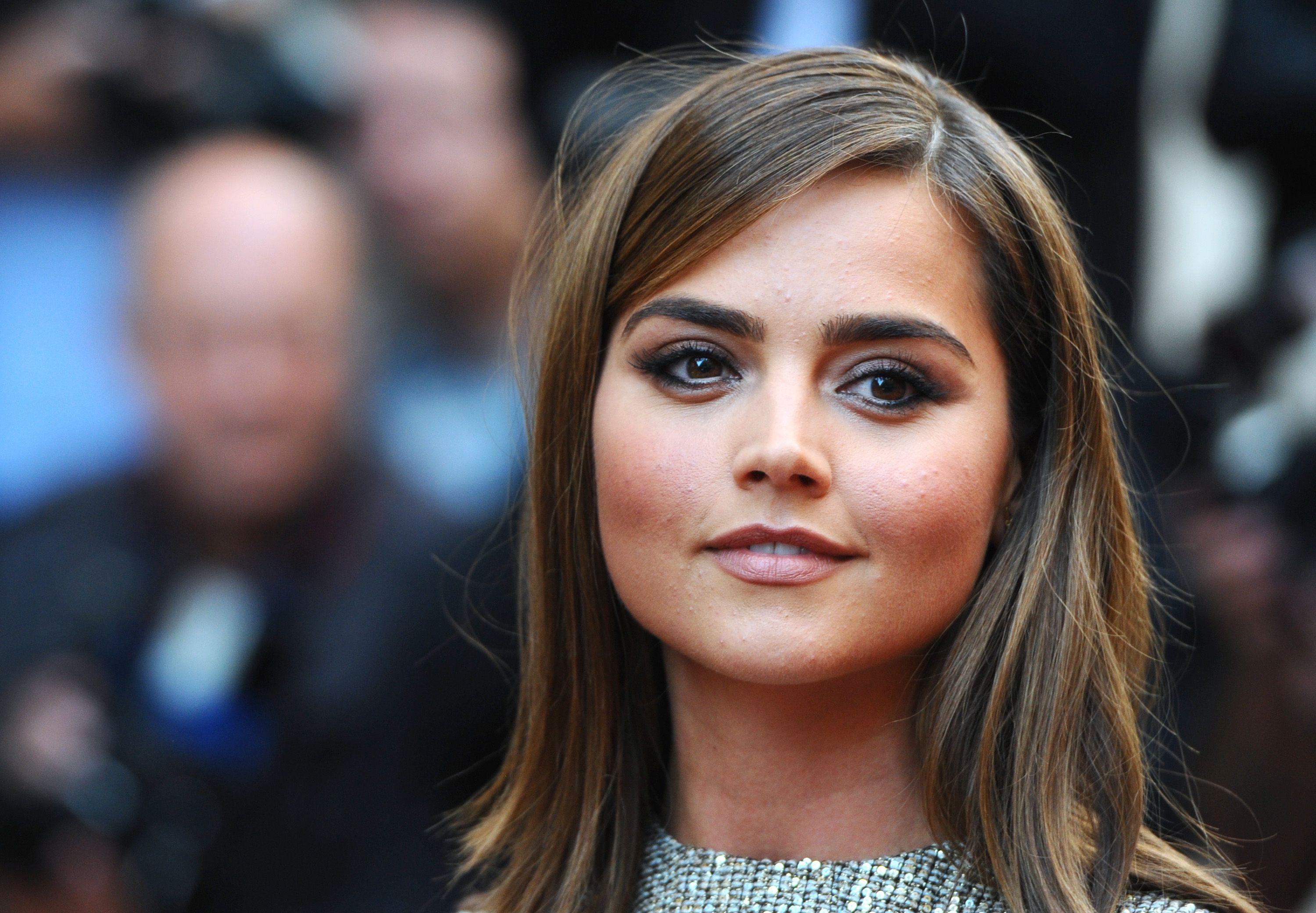 3000x2081 Jenna Coleman Will Stay On 'Doctor Who' Next Season, Proving That Christmas Wishes Do Come True