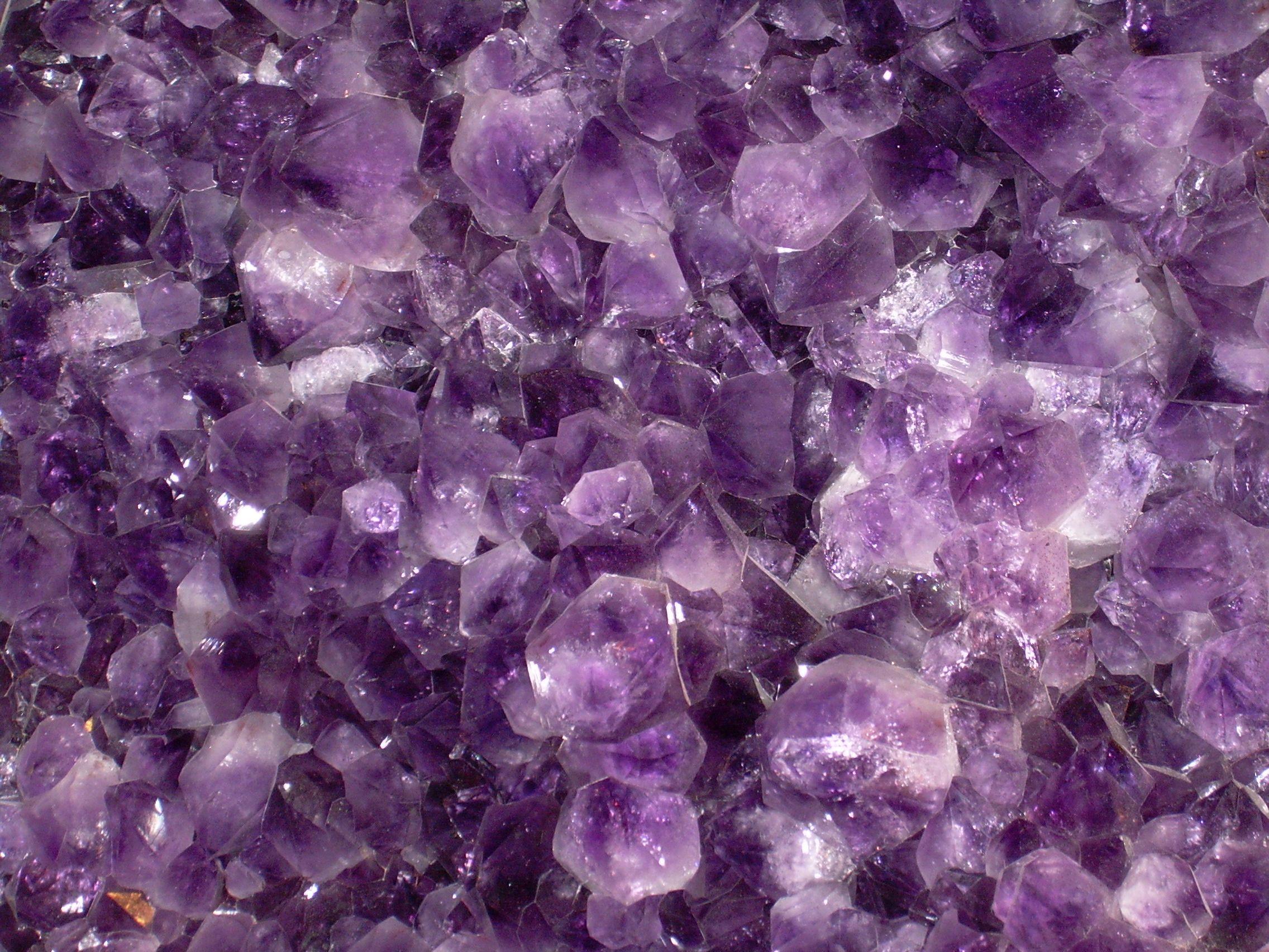 2272x1704 Amethyst Crystal HD Wallpaper