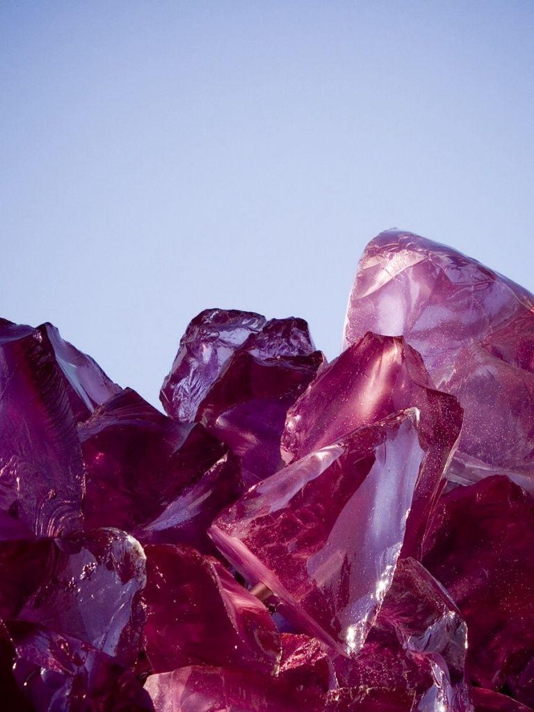 768x1024 Amethyst iPad wallpaper