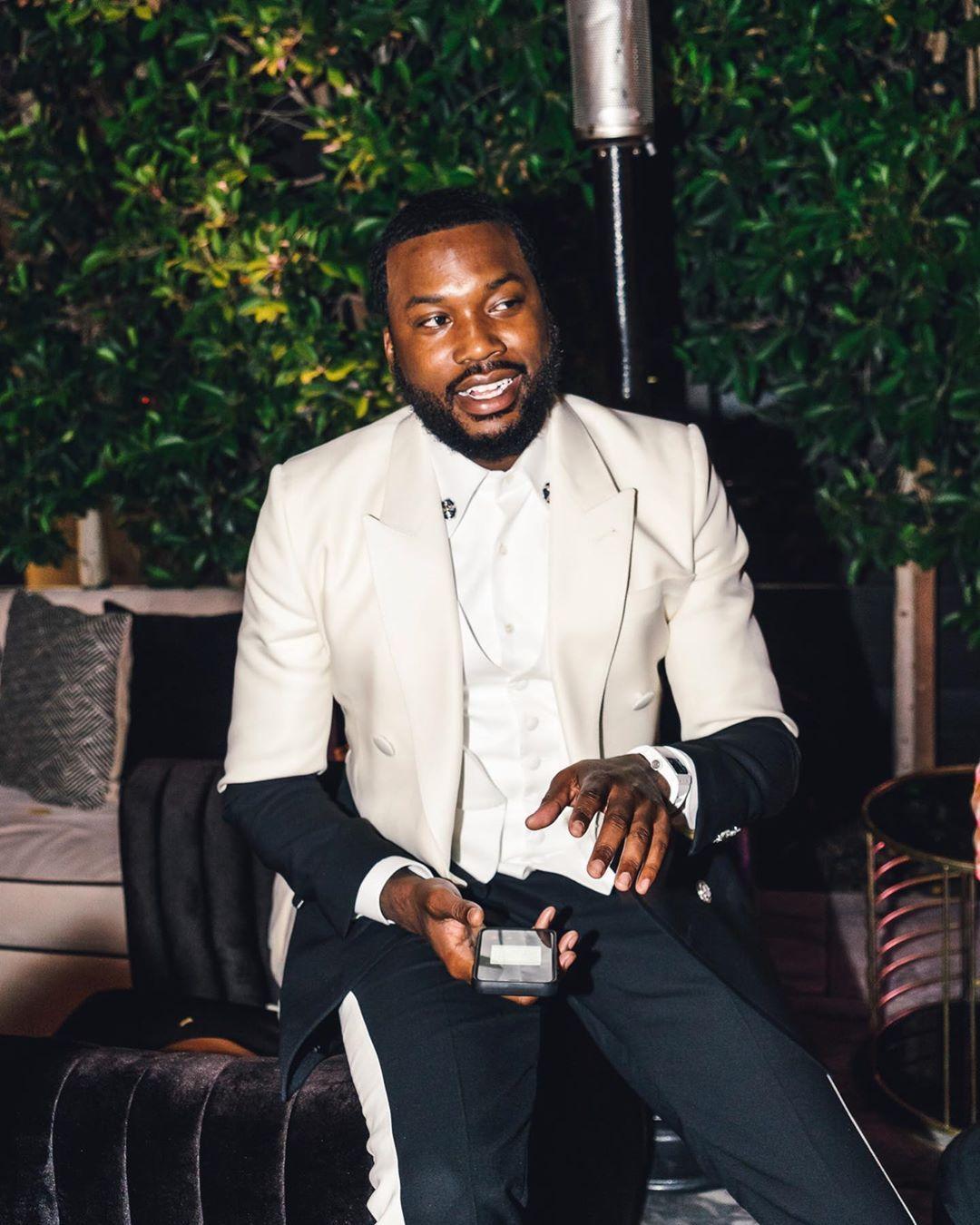 1080x1350 Black men fashion