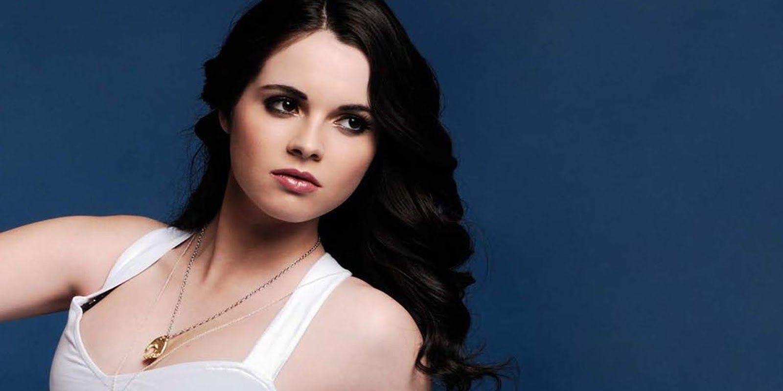 1600x800 4k Ultra HD Wallpaper: Vanessa Marano 4k Ultra HD Wallpaper