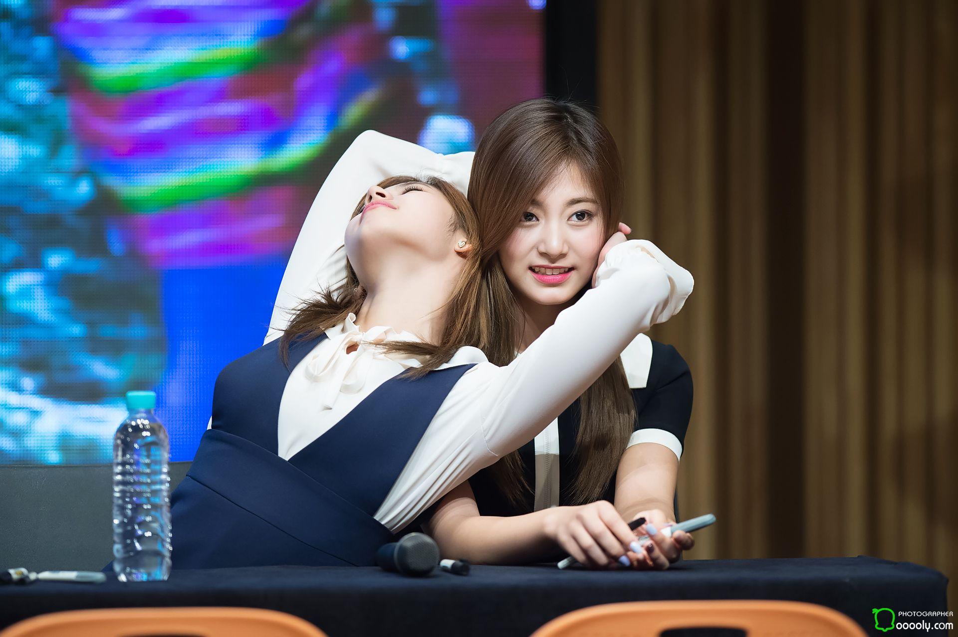 Twice Satzu Wallpapers Top Free Twice Satzu Backgrounds Wallpaperaccess