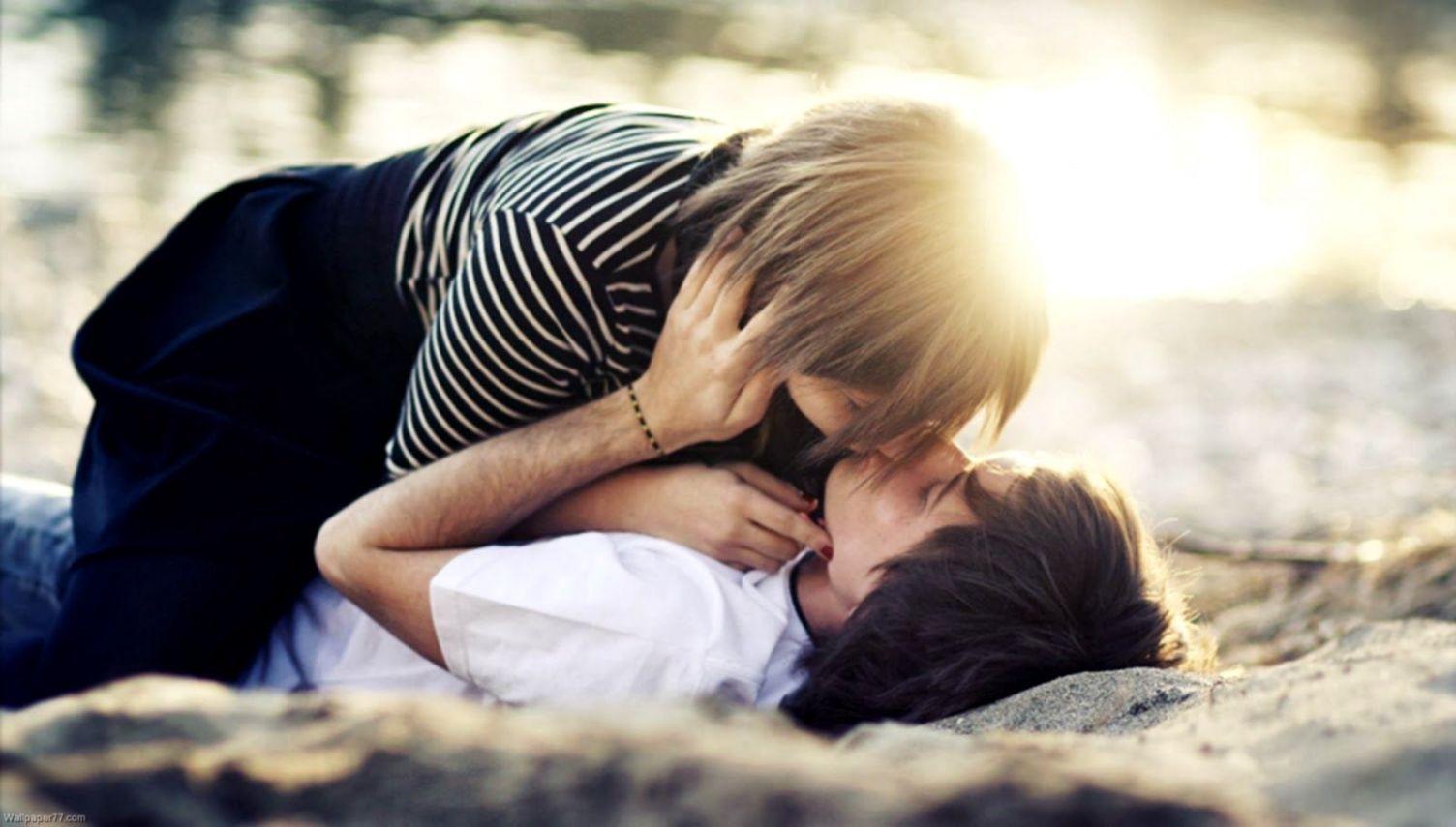1504x855 Romantic French Kiss Wallpaper Day Image For Love