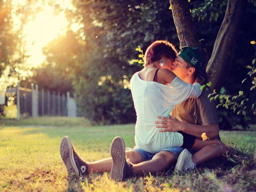 1024x768 Hd Wallpaper Love Kiss Download Src Kissing Wallpaper Couple With Kiss HD Wallpaper