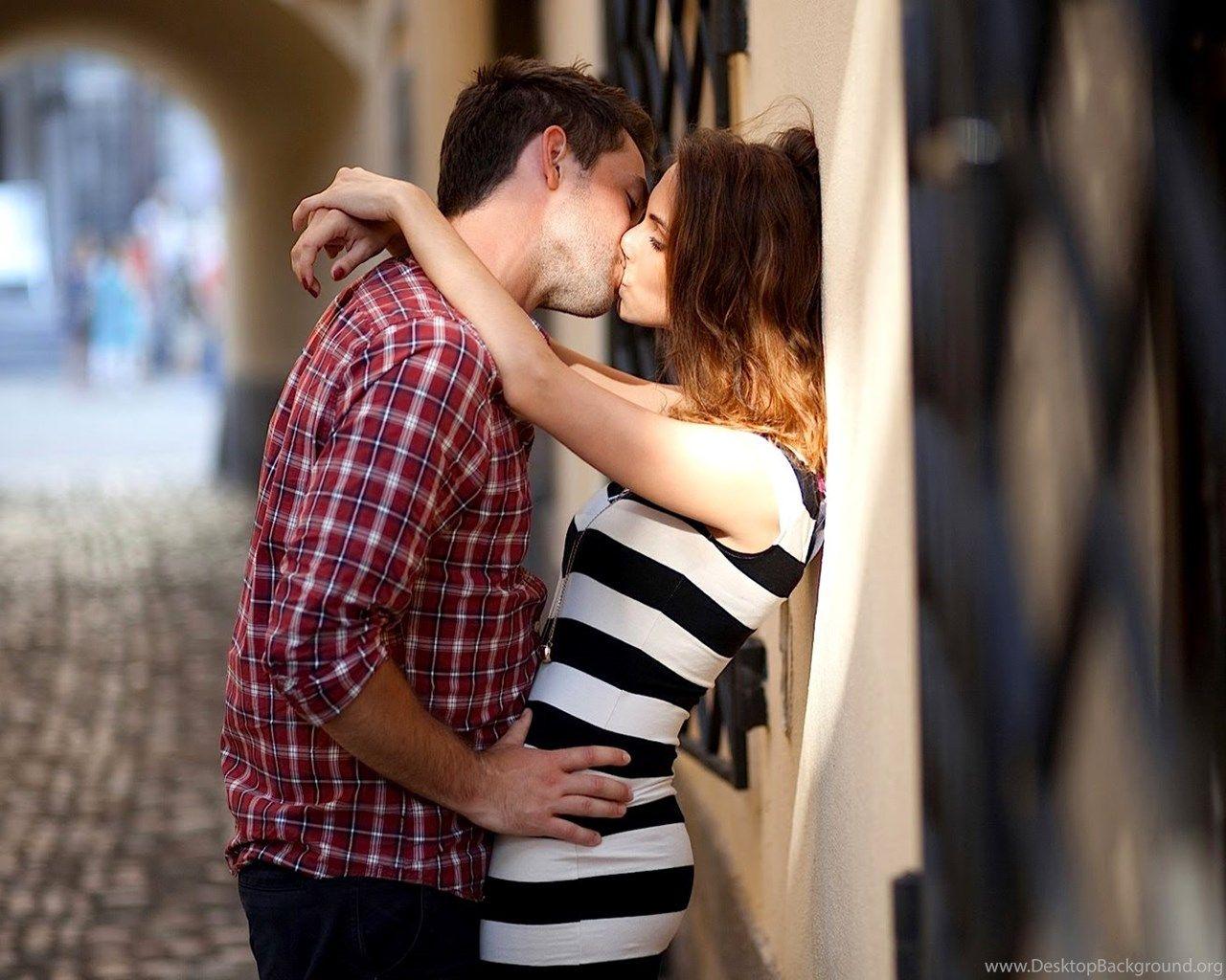 1280x1024 Romantic Couple Kissing Wallpaper Desktop Background