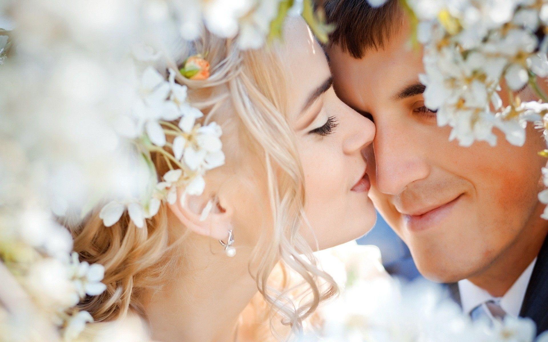 1920x1200 Love Kissing Wallpaper In Love Wedding HD Wallpaper