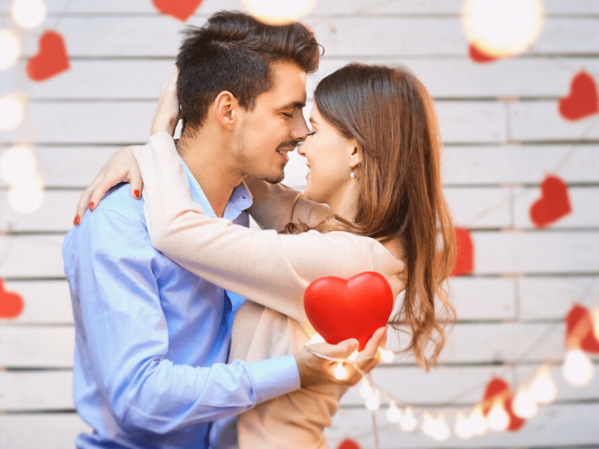 1200x900 Happy Kiss Day 2020: Image, quotes, wishes, greetings, messages, cards, picture, GIFs and wallpaper of India