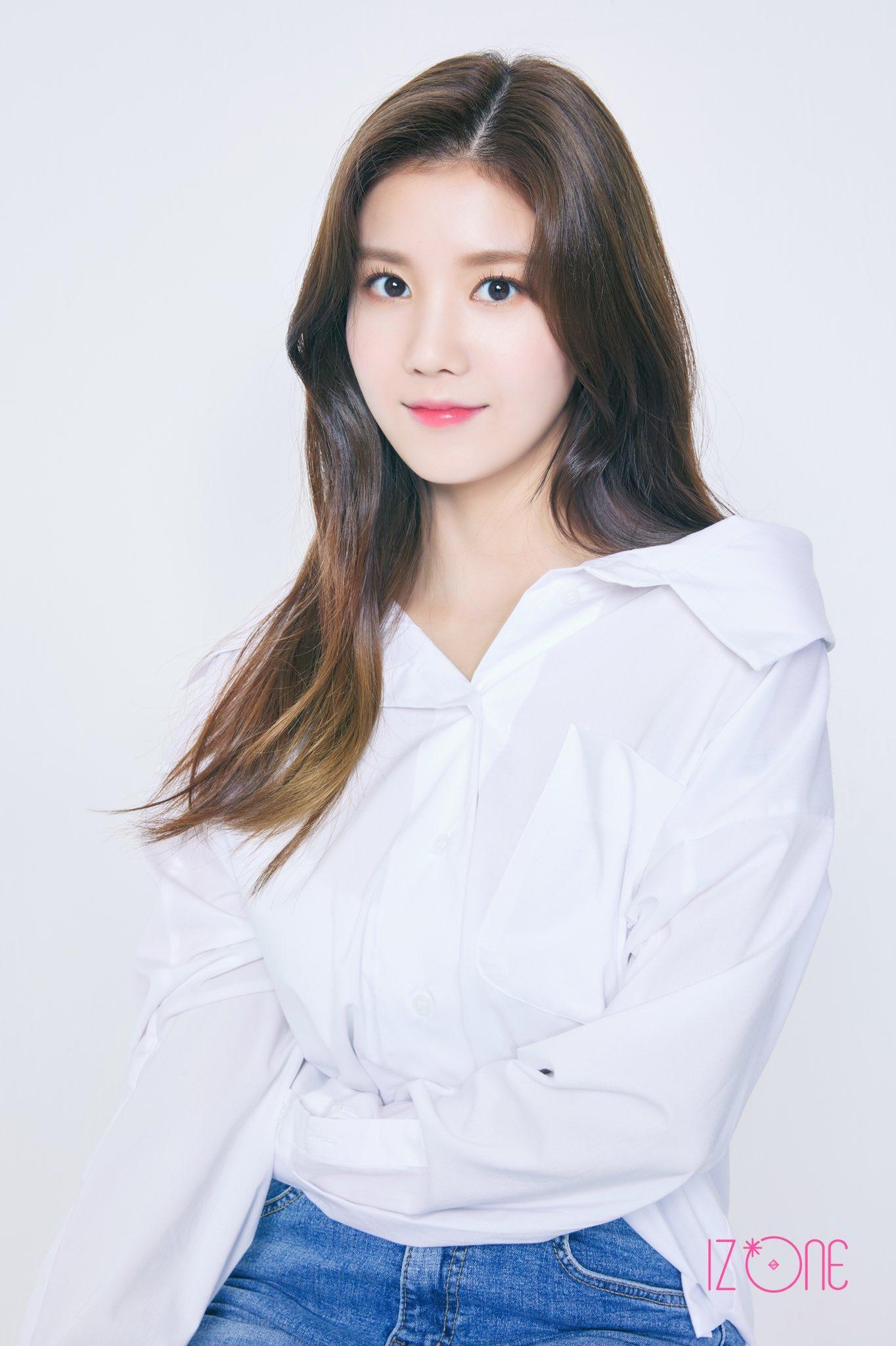 1364x2048 Kwon Eun Bi Wallpaper