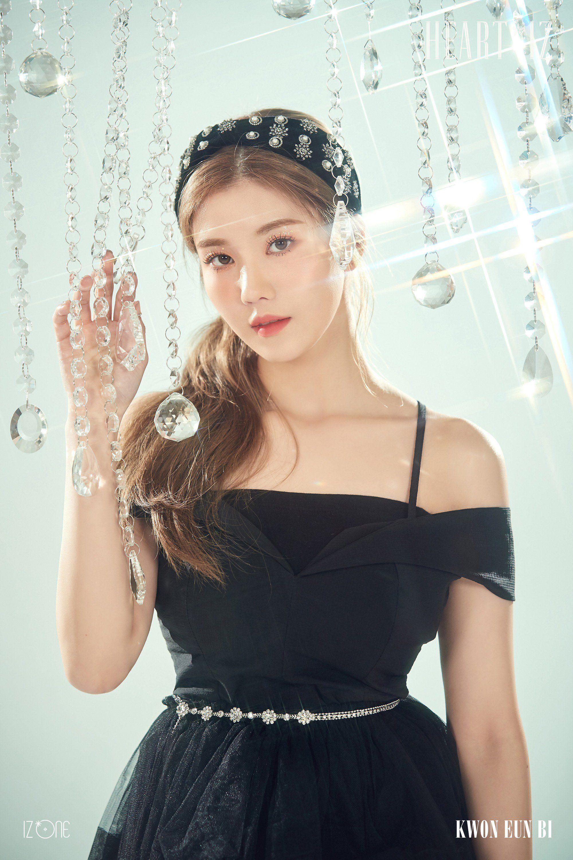 2000x3000 Kwon Eunbi (IZ*ONE) Profile Pop Database /