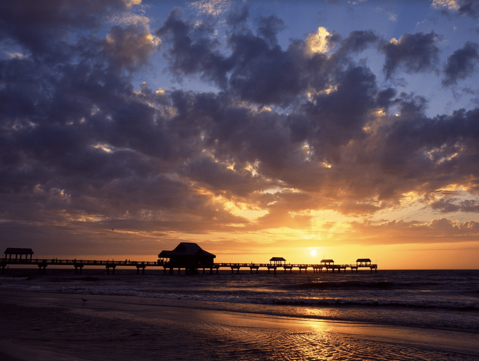 1584x1194 Beautiful sunsets guaranteed!. Florida wallpaper, Clearwater florida, Florida beaches