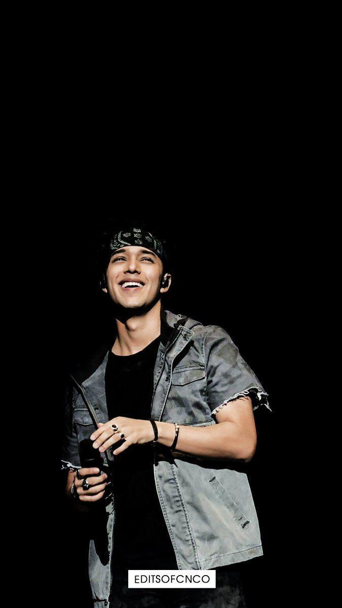 675x1200 Joel Pimentel Smile iPhone HD Wallpaper